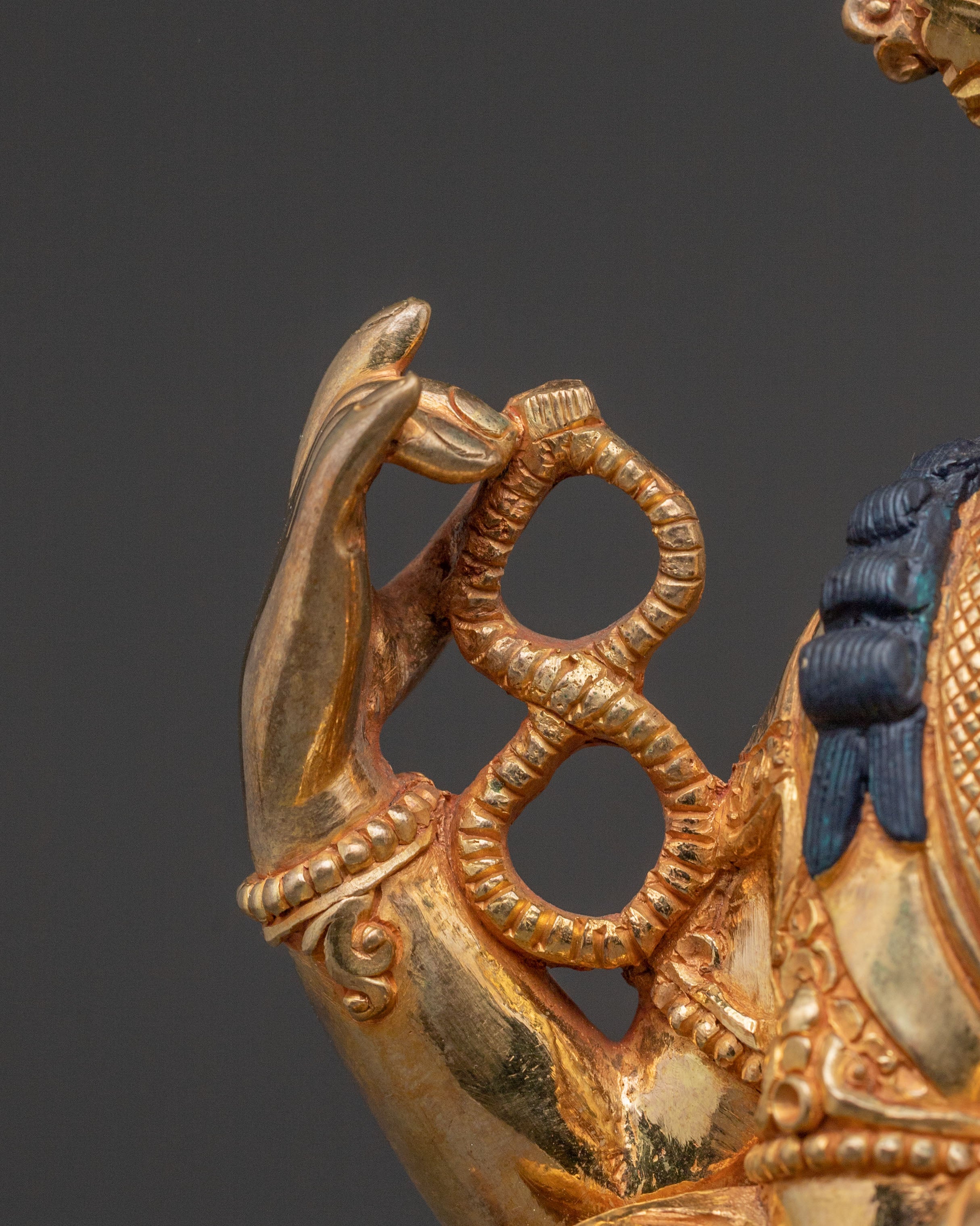 Chenrezig Golden Statue: Eyes of Compassion