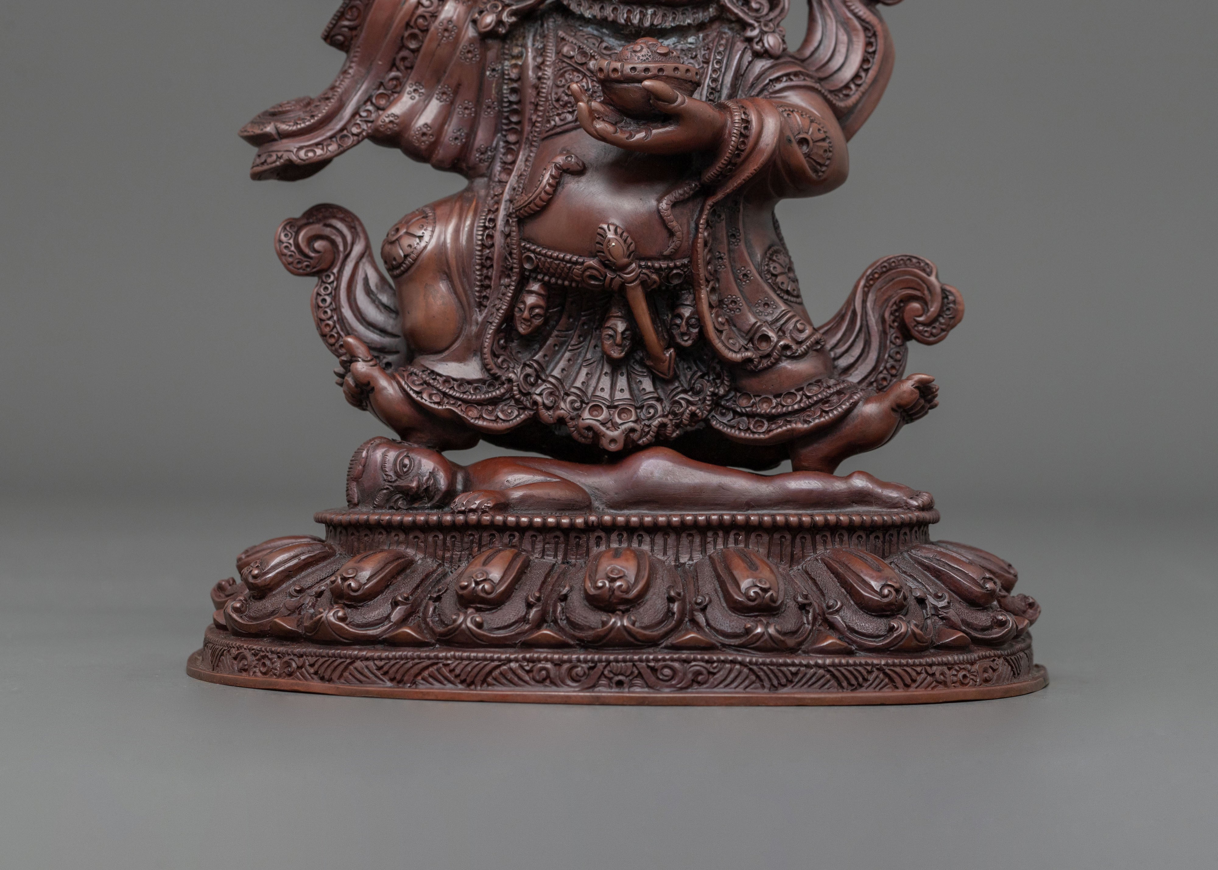Mahakala Bernakchen Spiritual Sculpture | Tibetan Wrathful Guardian