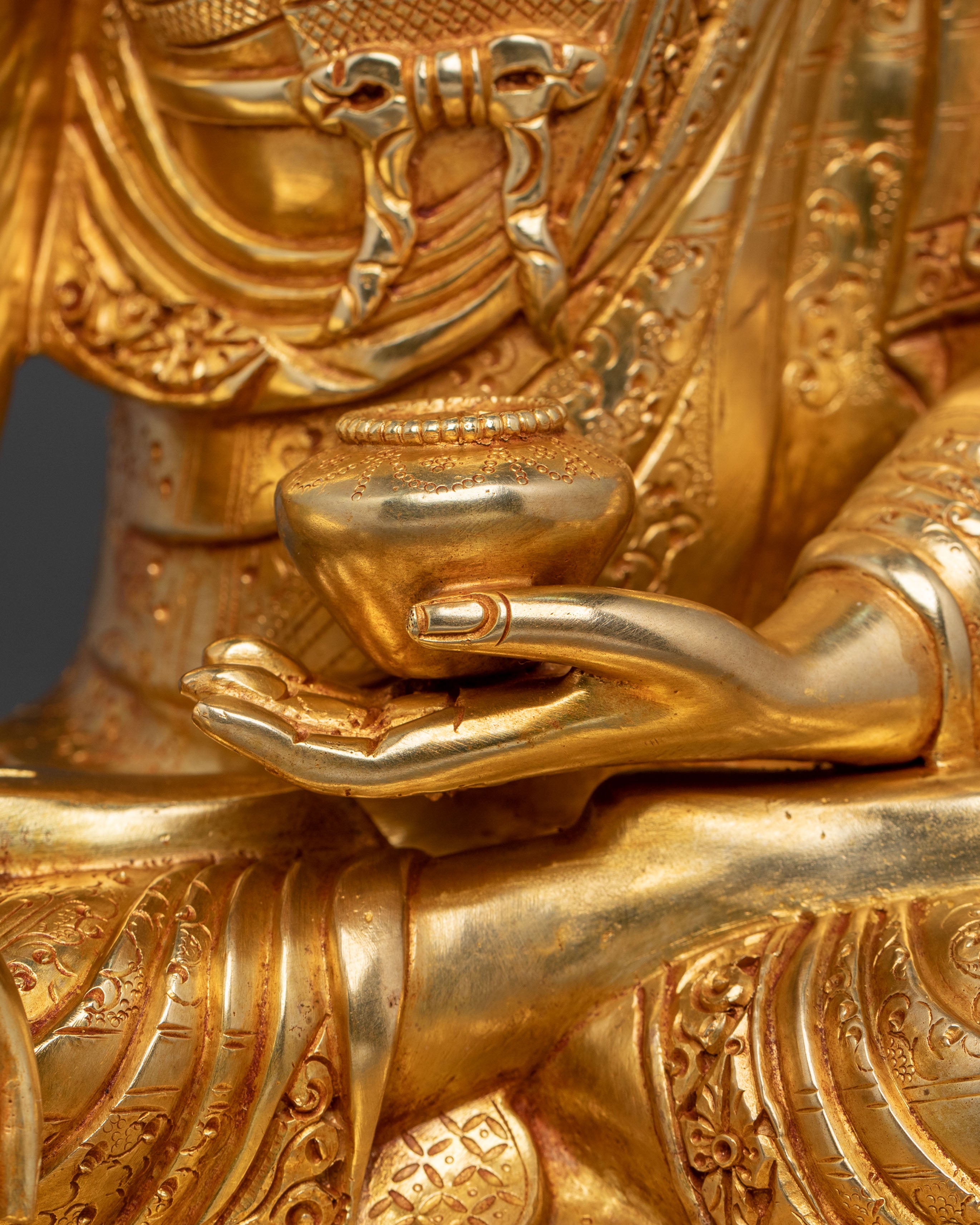 Shakyamuni Buddha Statue | Enlightened Sage