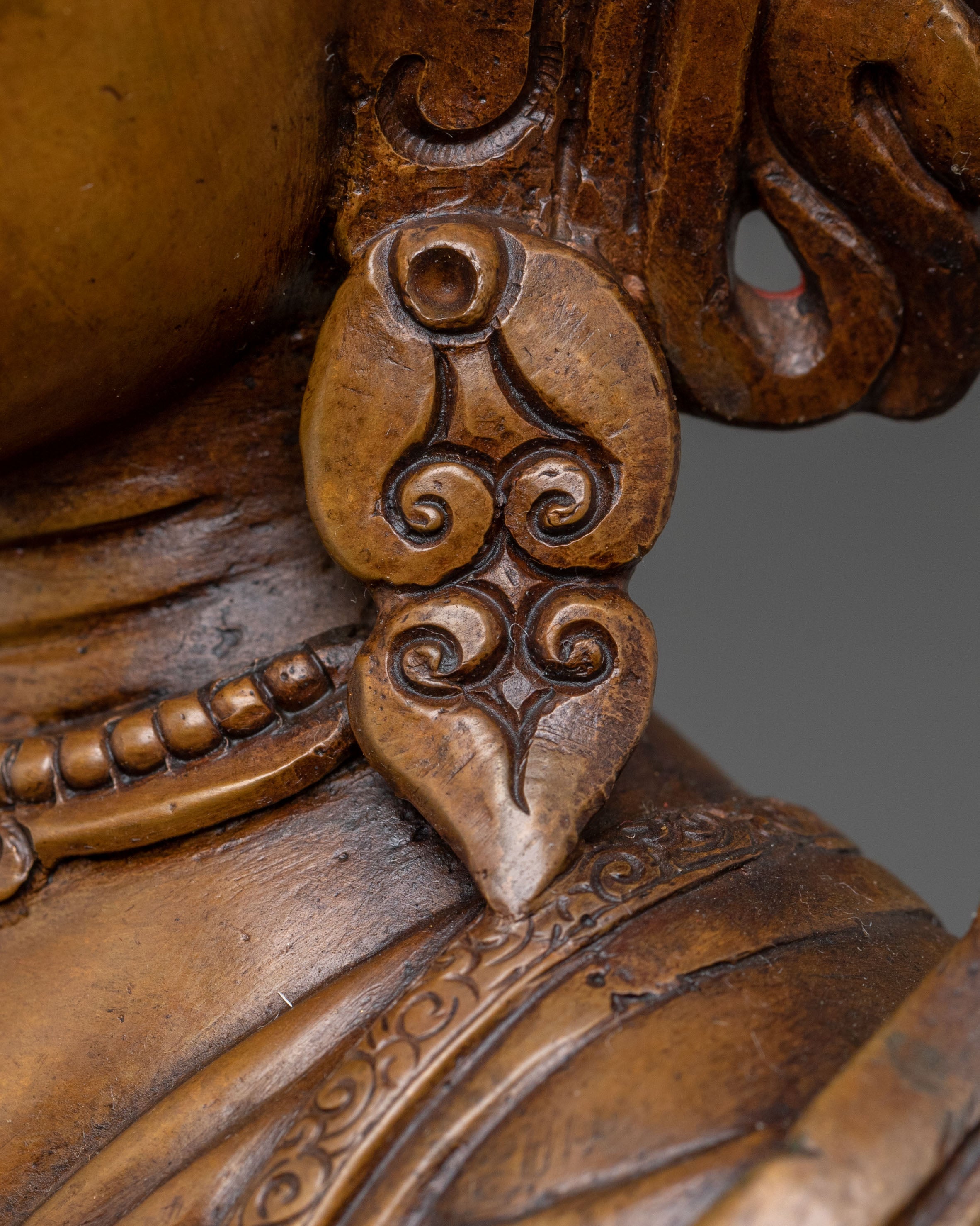Handcrafted Maha Manjushri Wisdom Statue: Bodhisattva of Wisdom