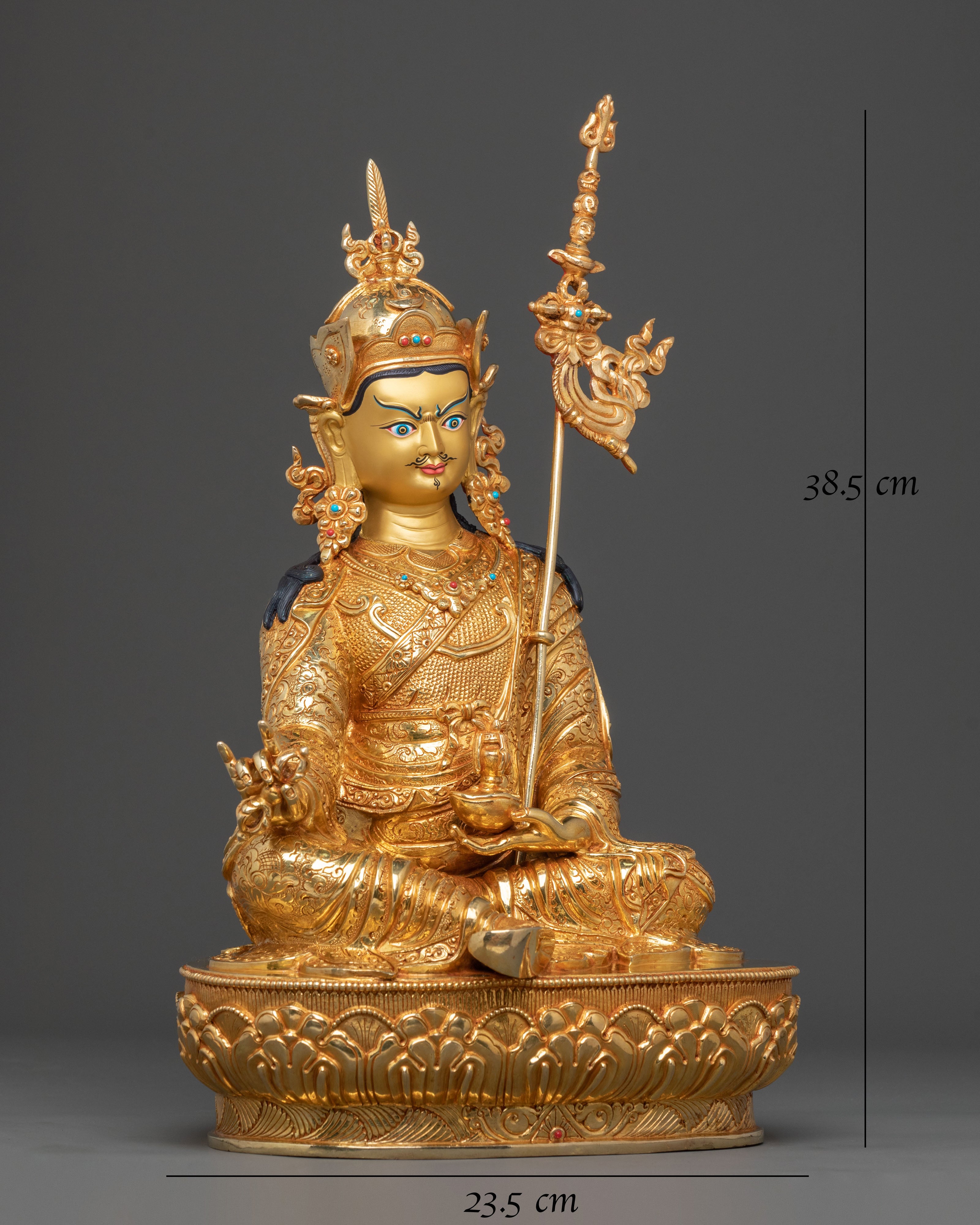 Guru Rinpoche Statue: Tibetan Buddhist Master