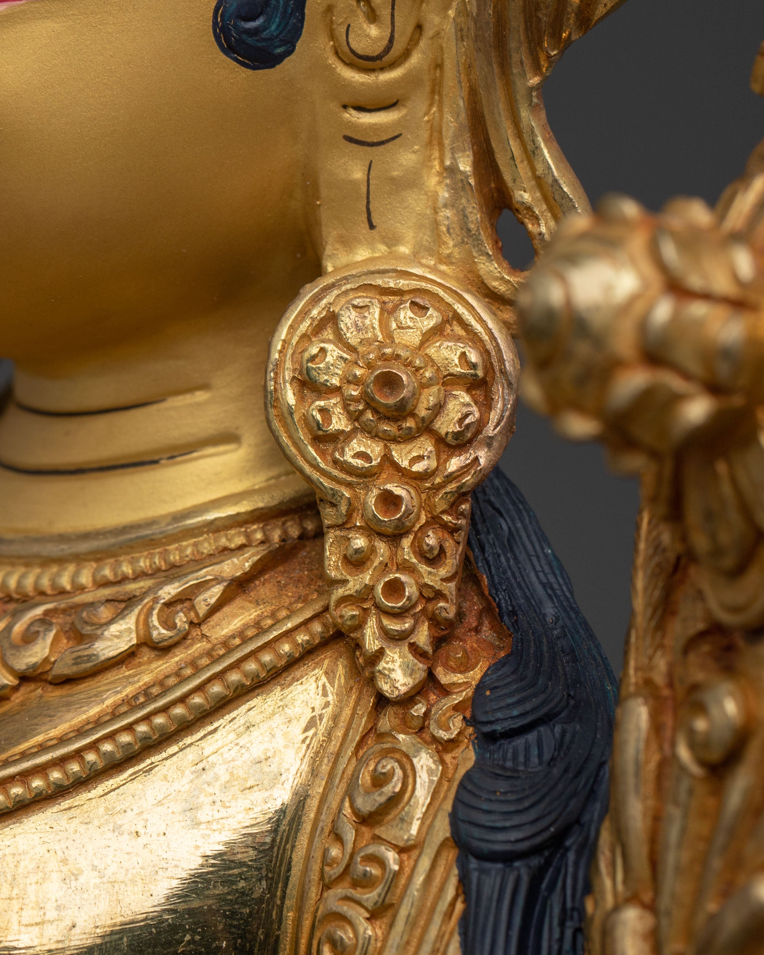Divine Guardian Green Tara Statue: Symbol of Compassion and Protection