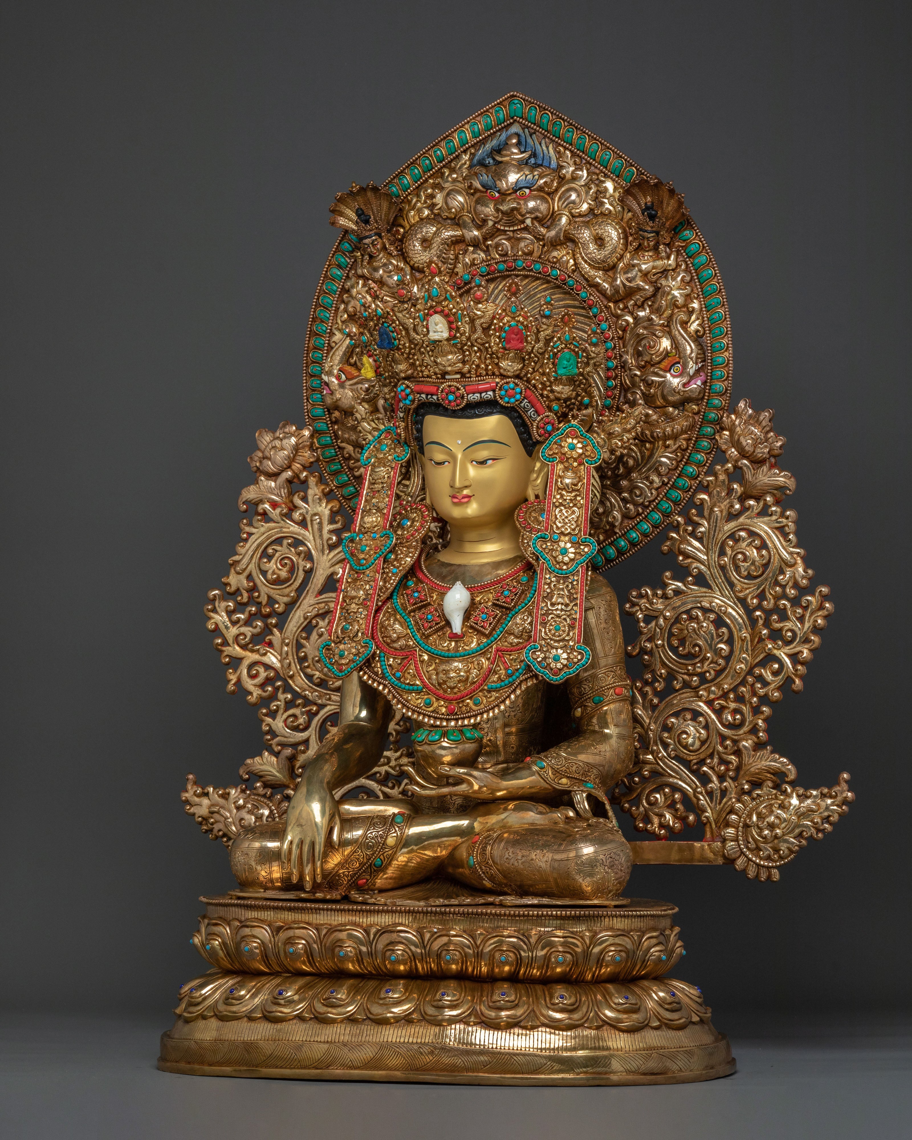 Crowned Buddha of Enlightenment Statue: Sacred Symbol of Wisdom and Awakening