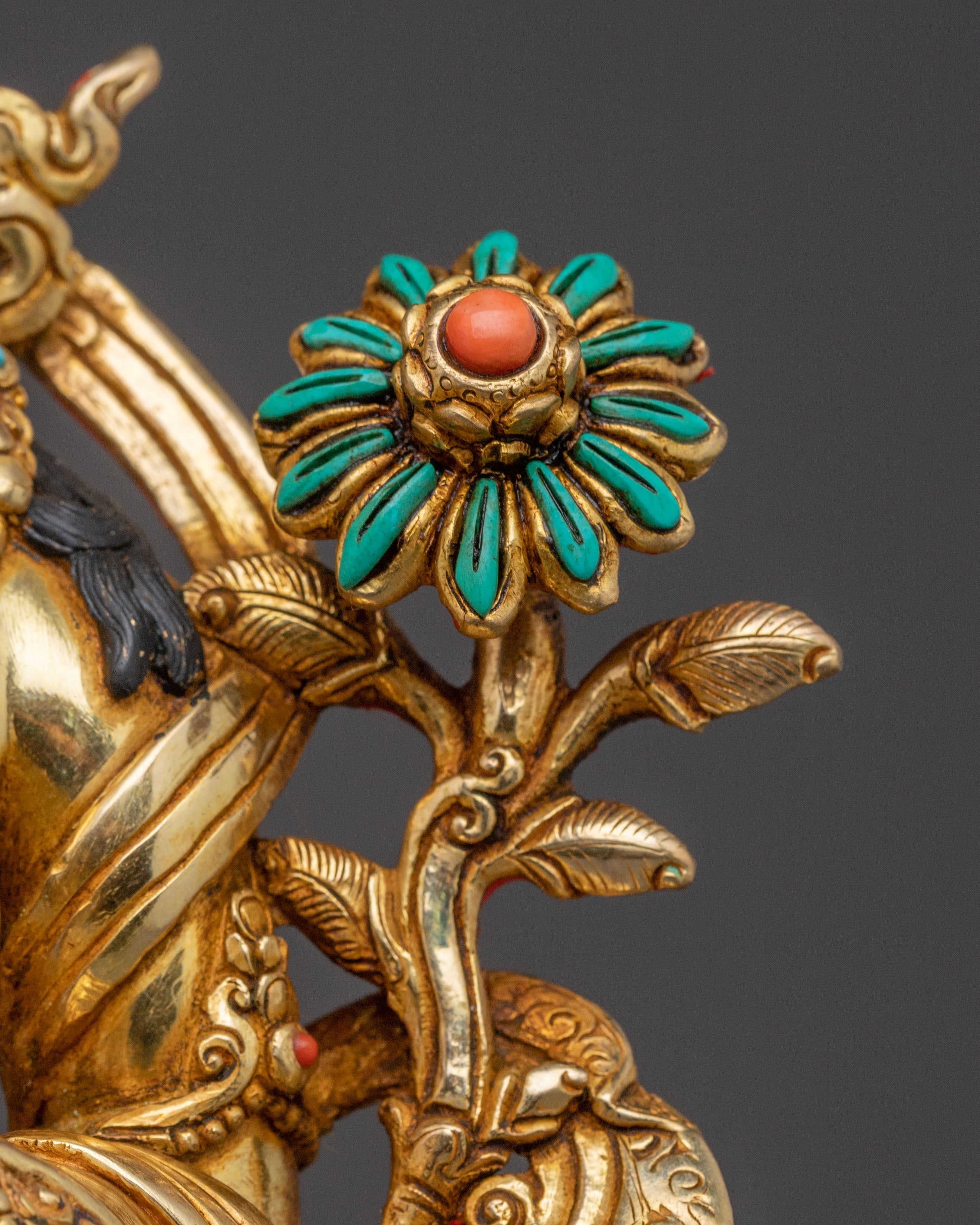 Handcrafted White Tara Sacred Statue – Gilded Perfection