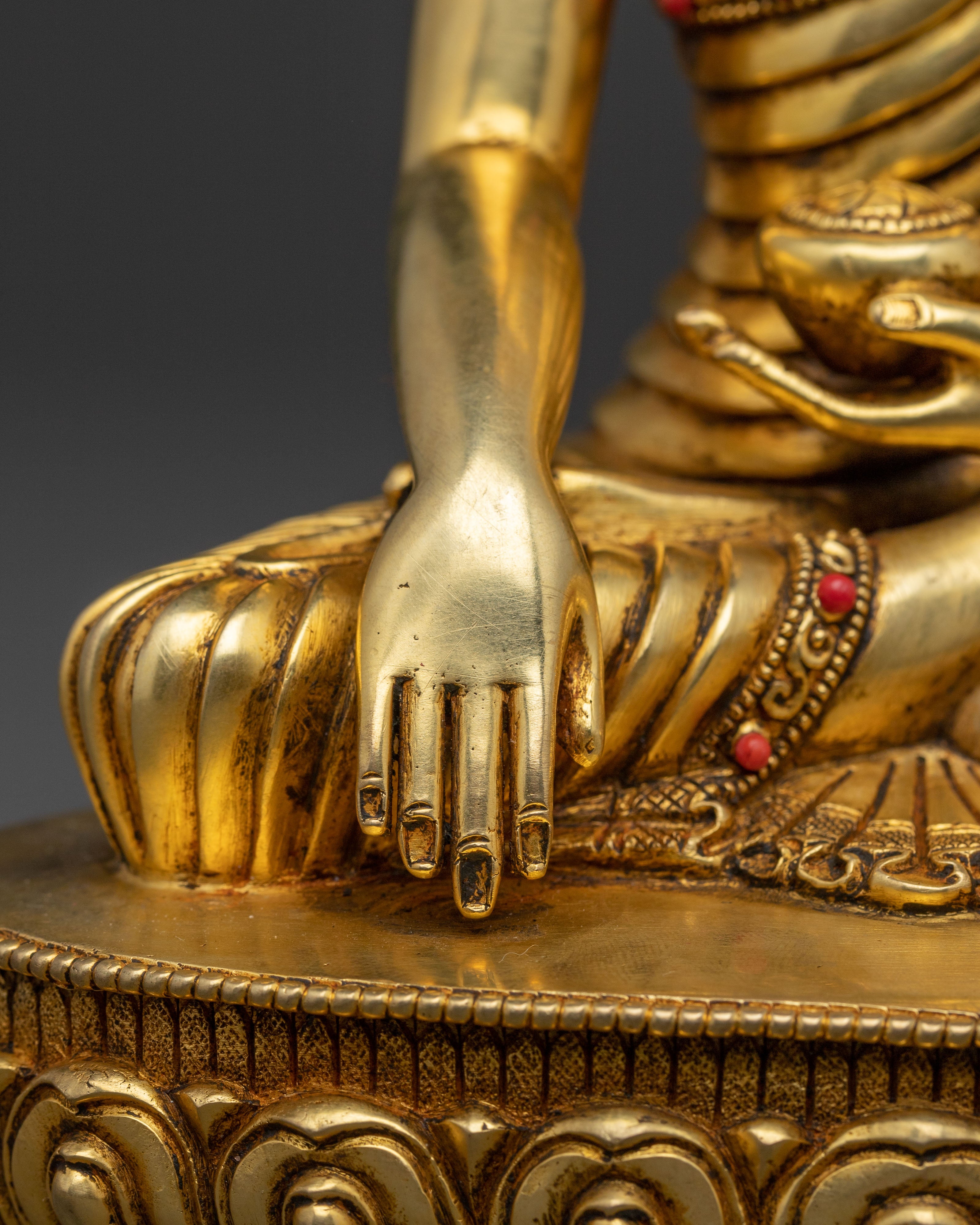 Handcrafted Divine Statue of Shakyamuni Buddha - Radiant Art