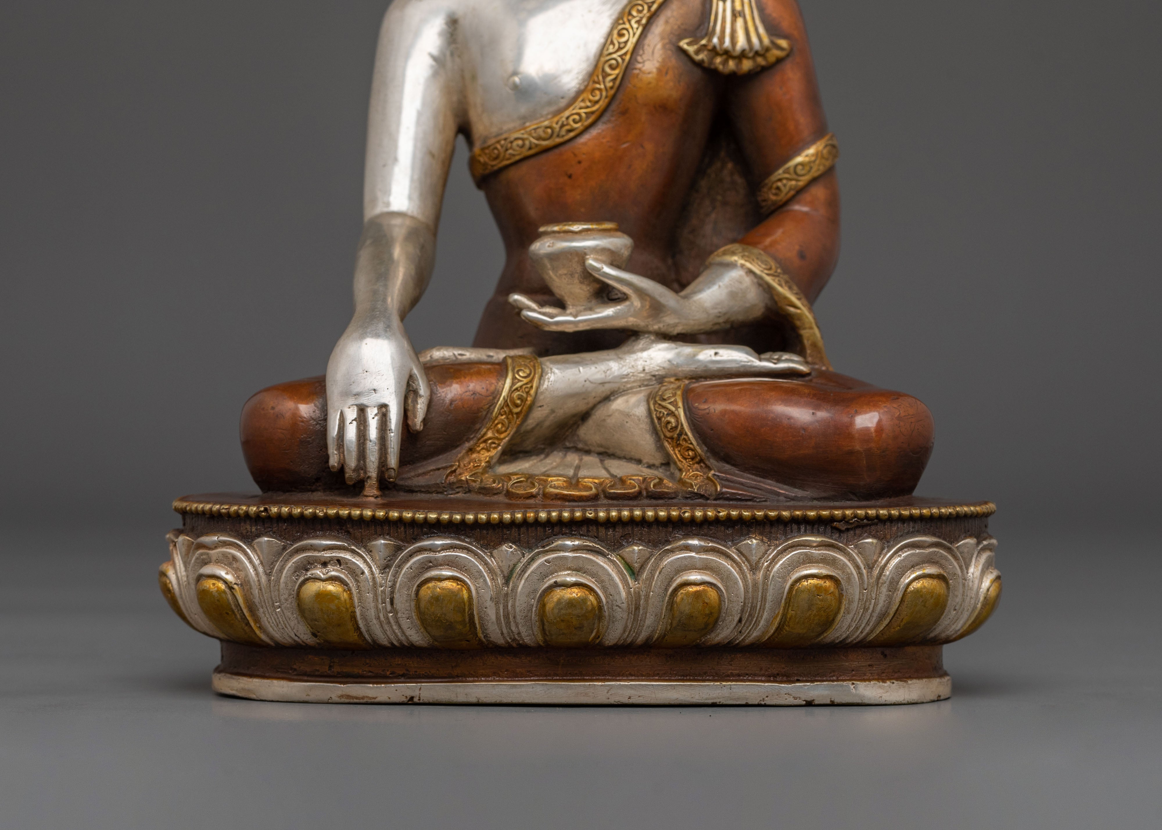 Shakyamuni Buddha Sacred Statue on Lotus Base