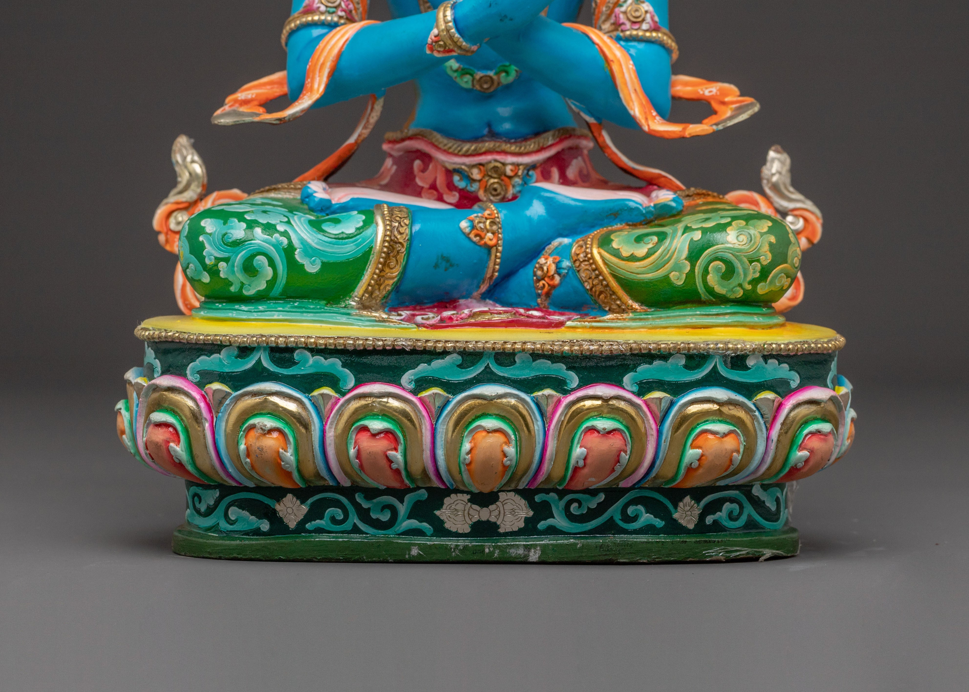 Vajradhara Spiritual Statue: Hand-Gilded Reverence