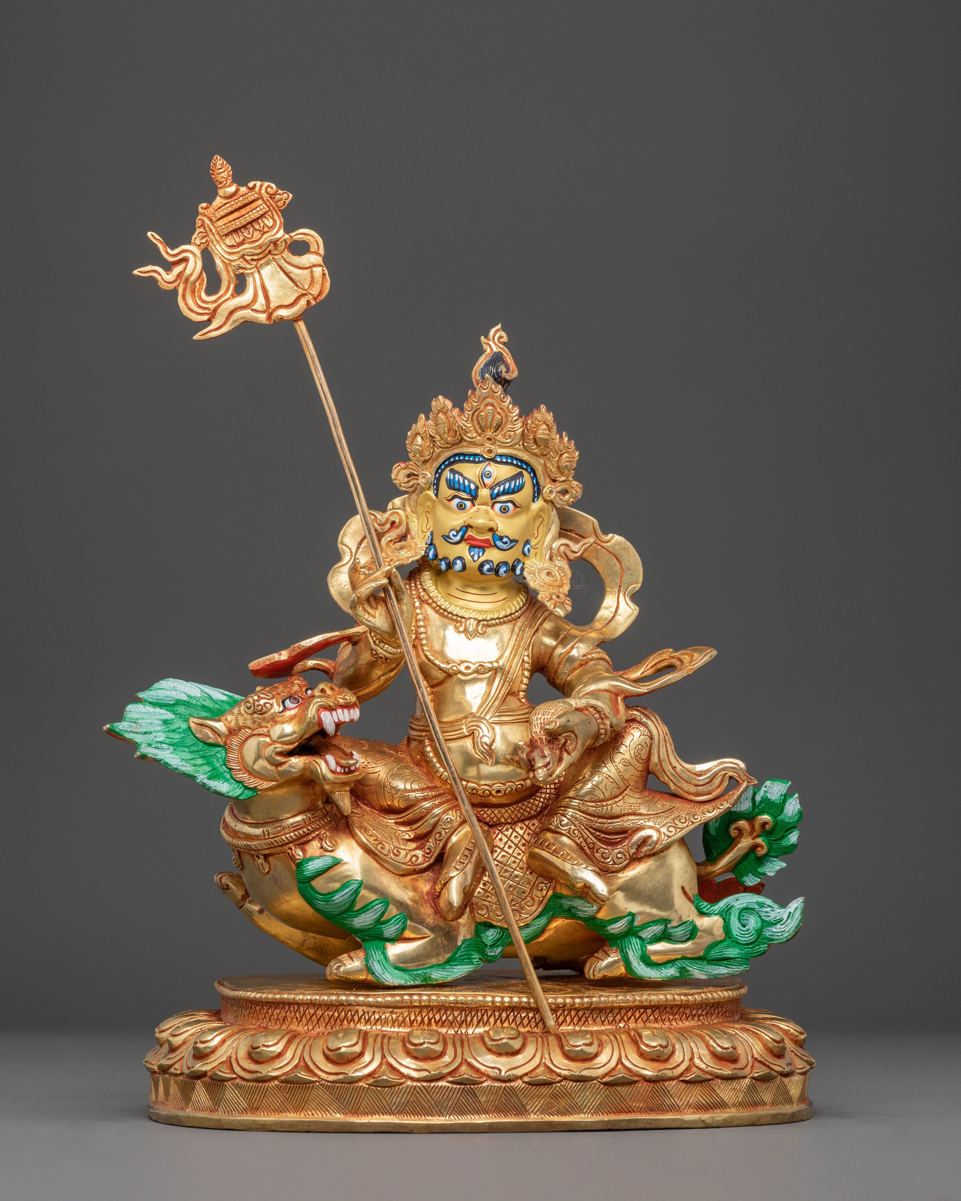 Golden Namtoshe Statue: Guardian of the North