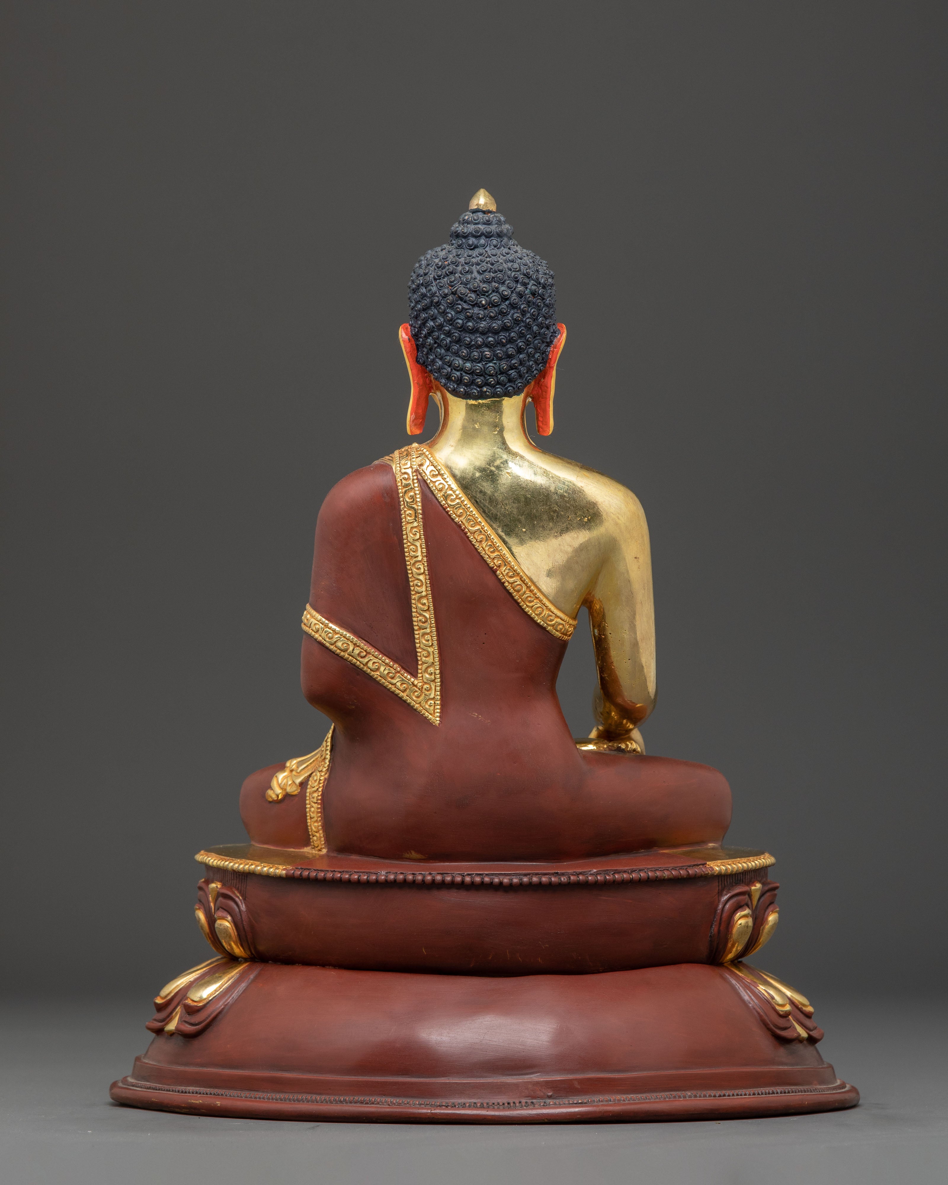 Shakyamuni Buddha Statue: The Enlightened Teacher