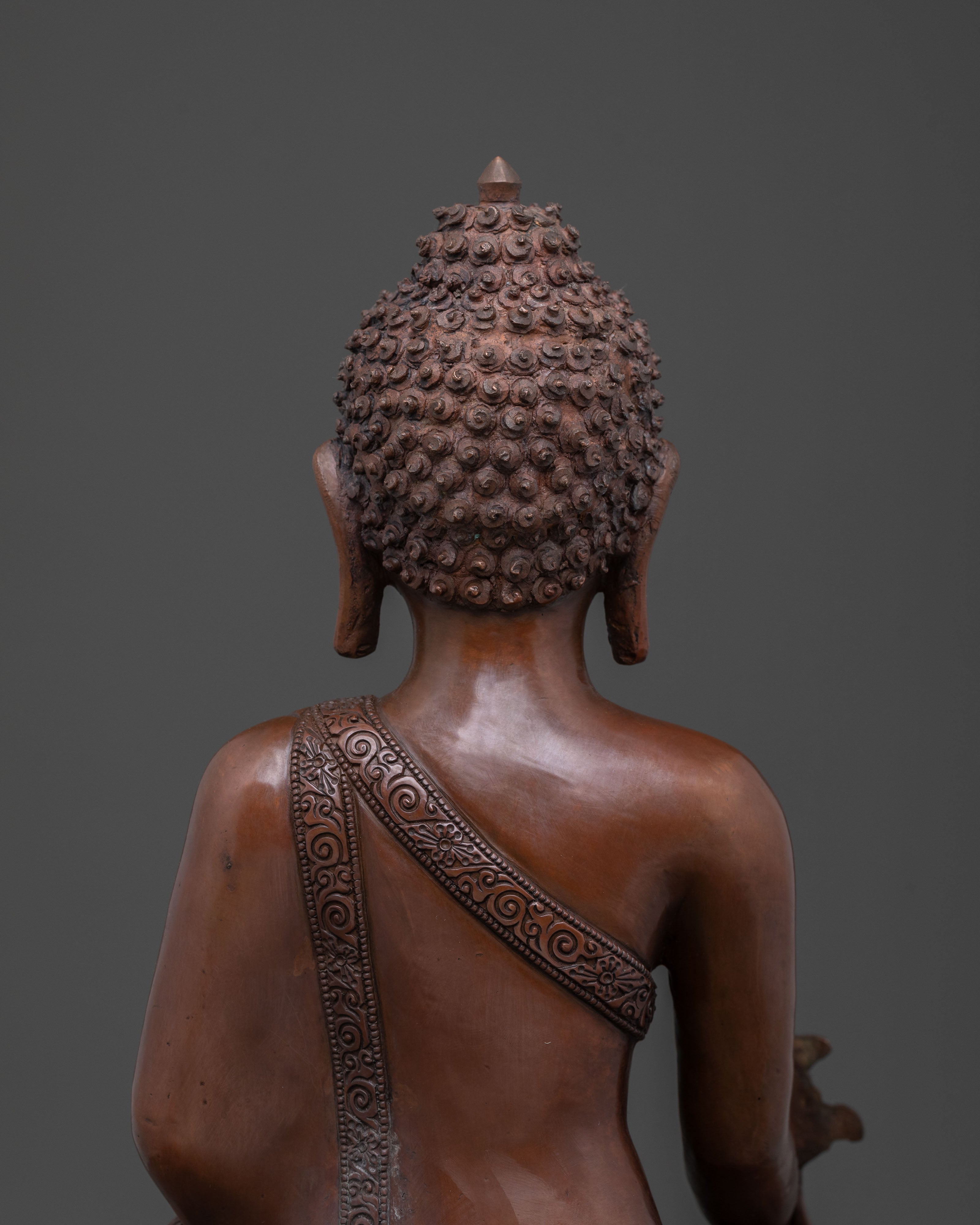 Statue of Bhaisajyaguru: Healing Buddha