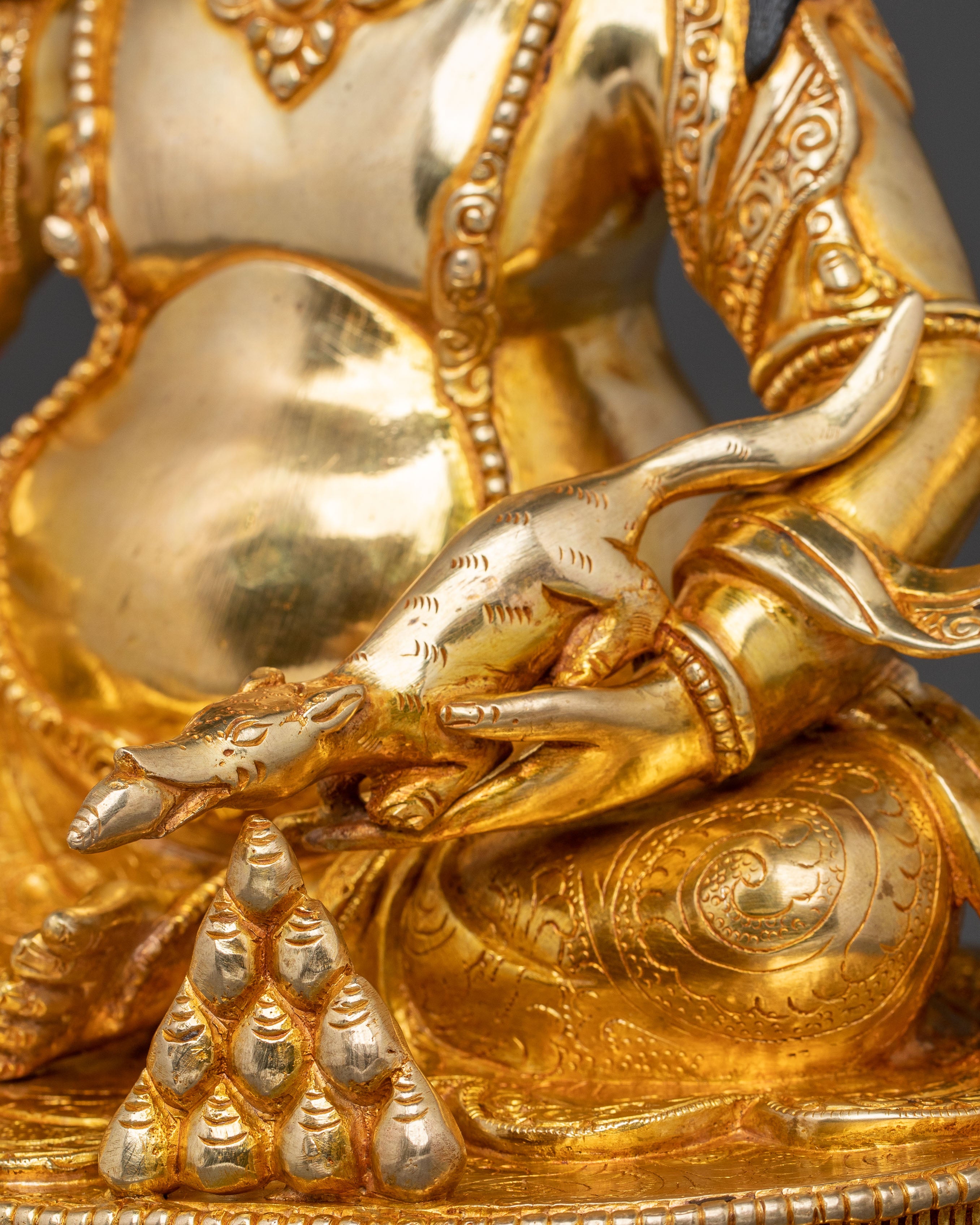 Dzambhala Golden Statue |  Divine Prosperity and Wealth Blessing