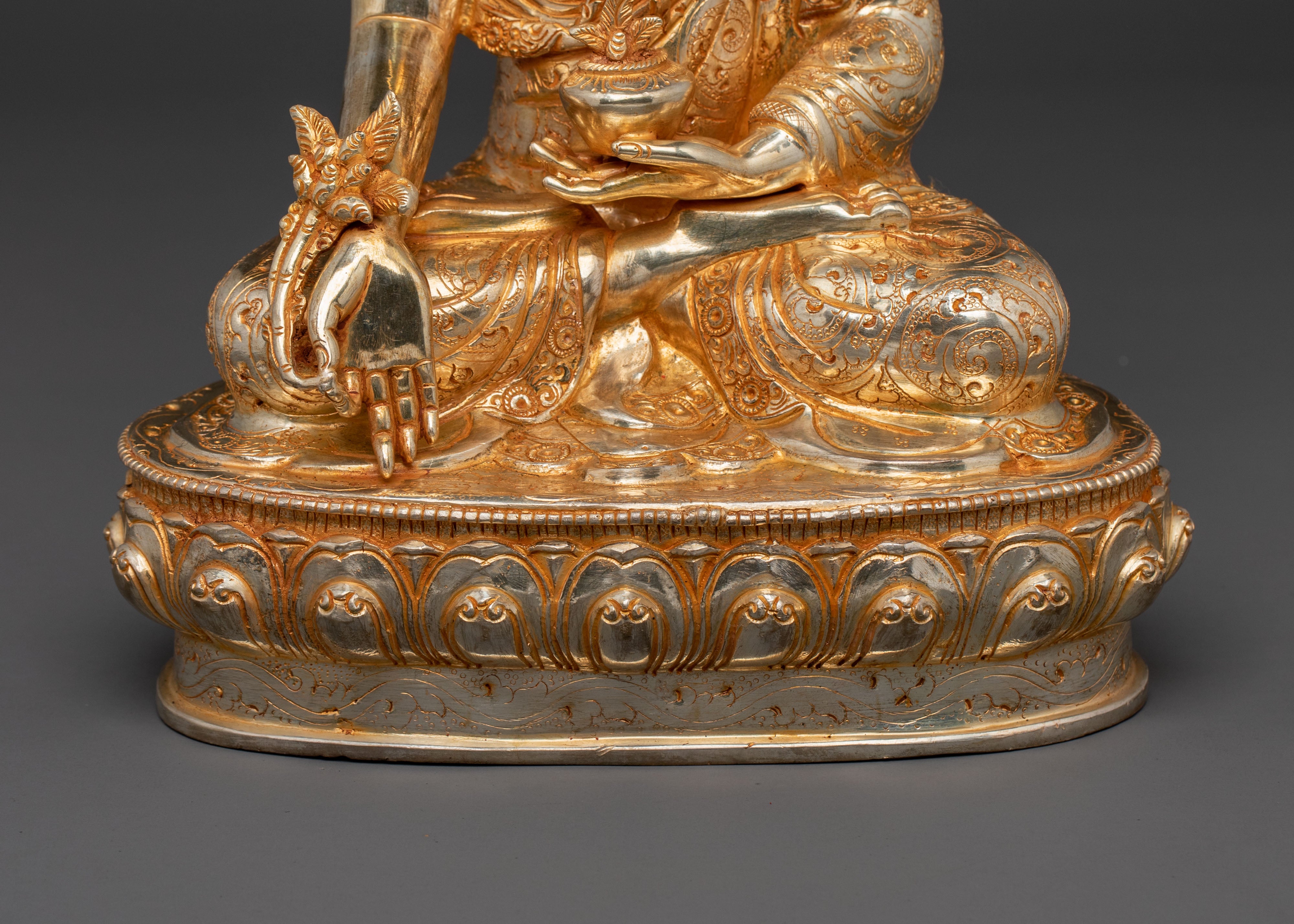 Medicine Buddha Serene Statue | Gold Gilded Buddhist Art