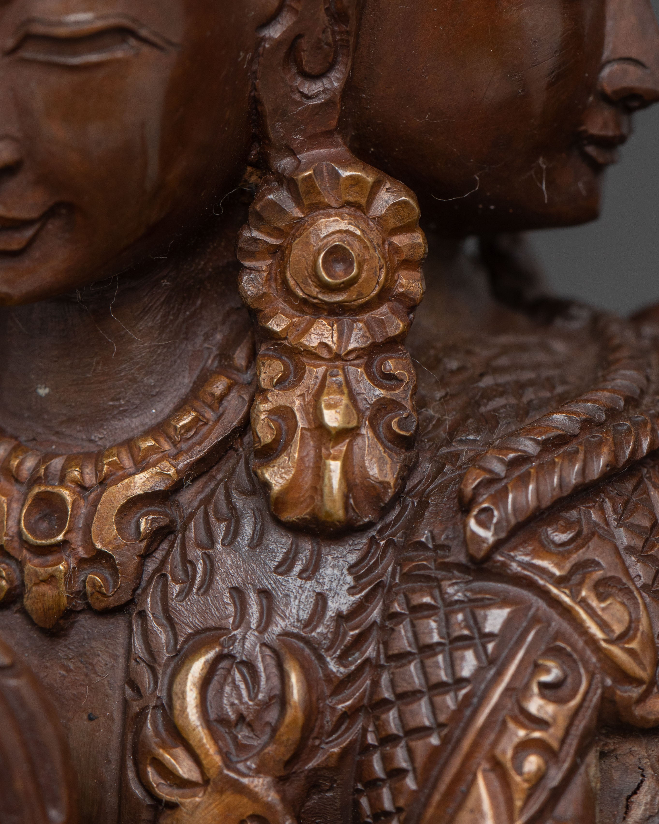 1000 Armed Chenrezig Statue | Compassion Figure