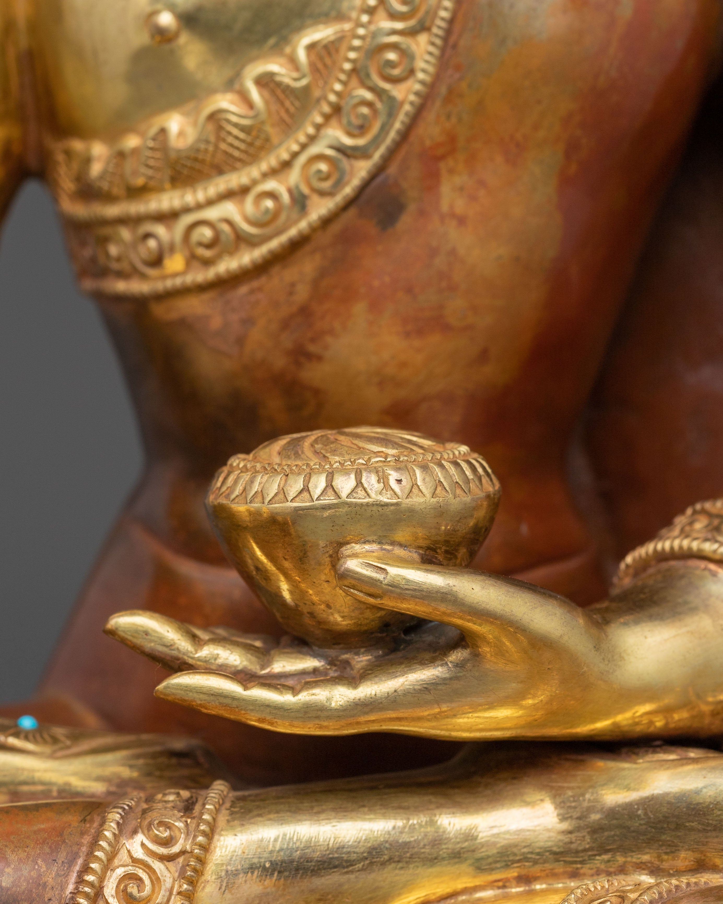 Shakyamuni Enlightenment Statue | 24K Gold Gilded