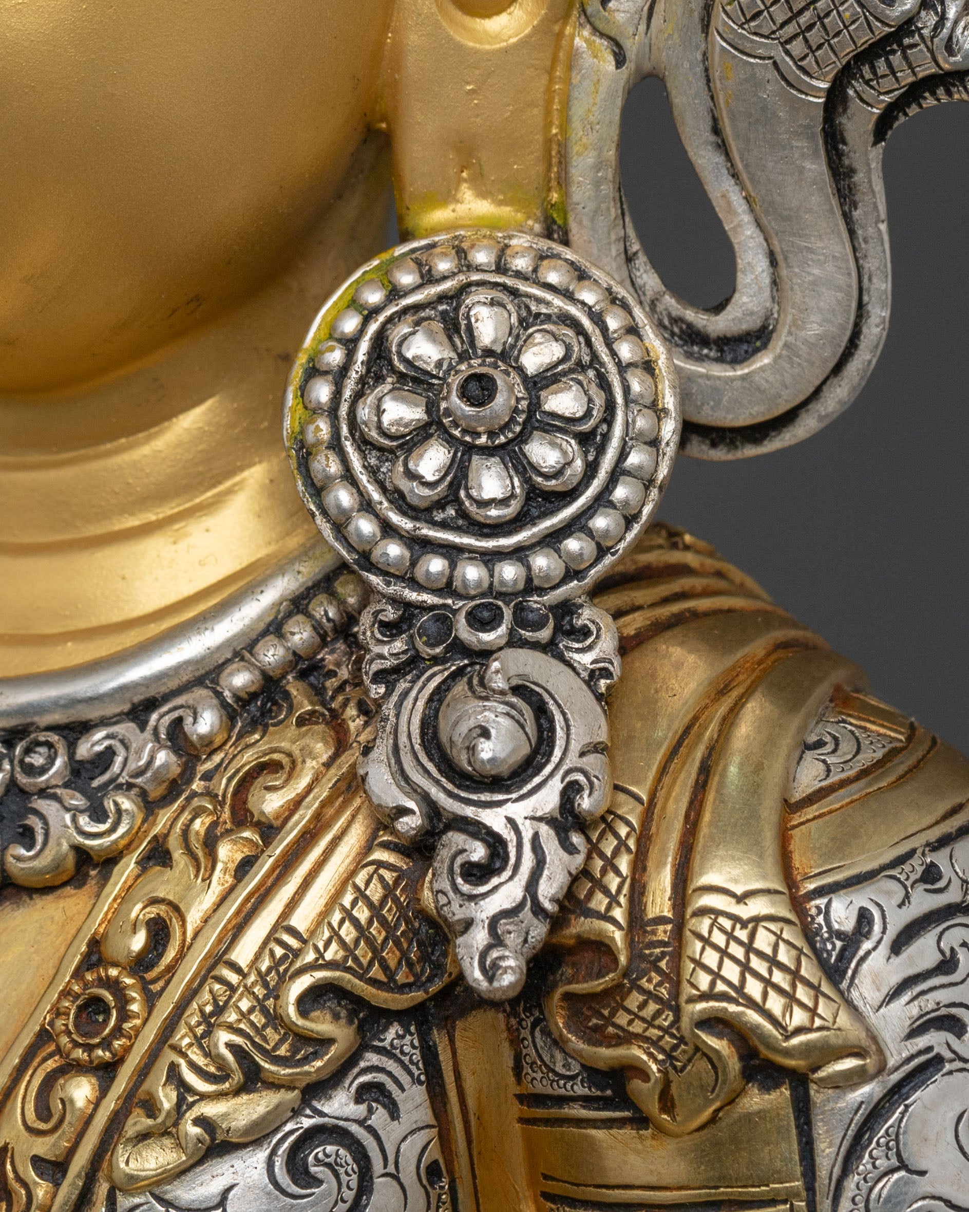 Tibetan Crown Shakyamuni Buddha Sculpture