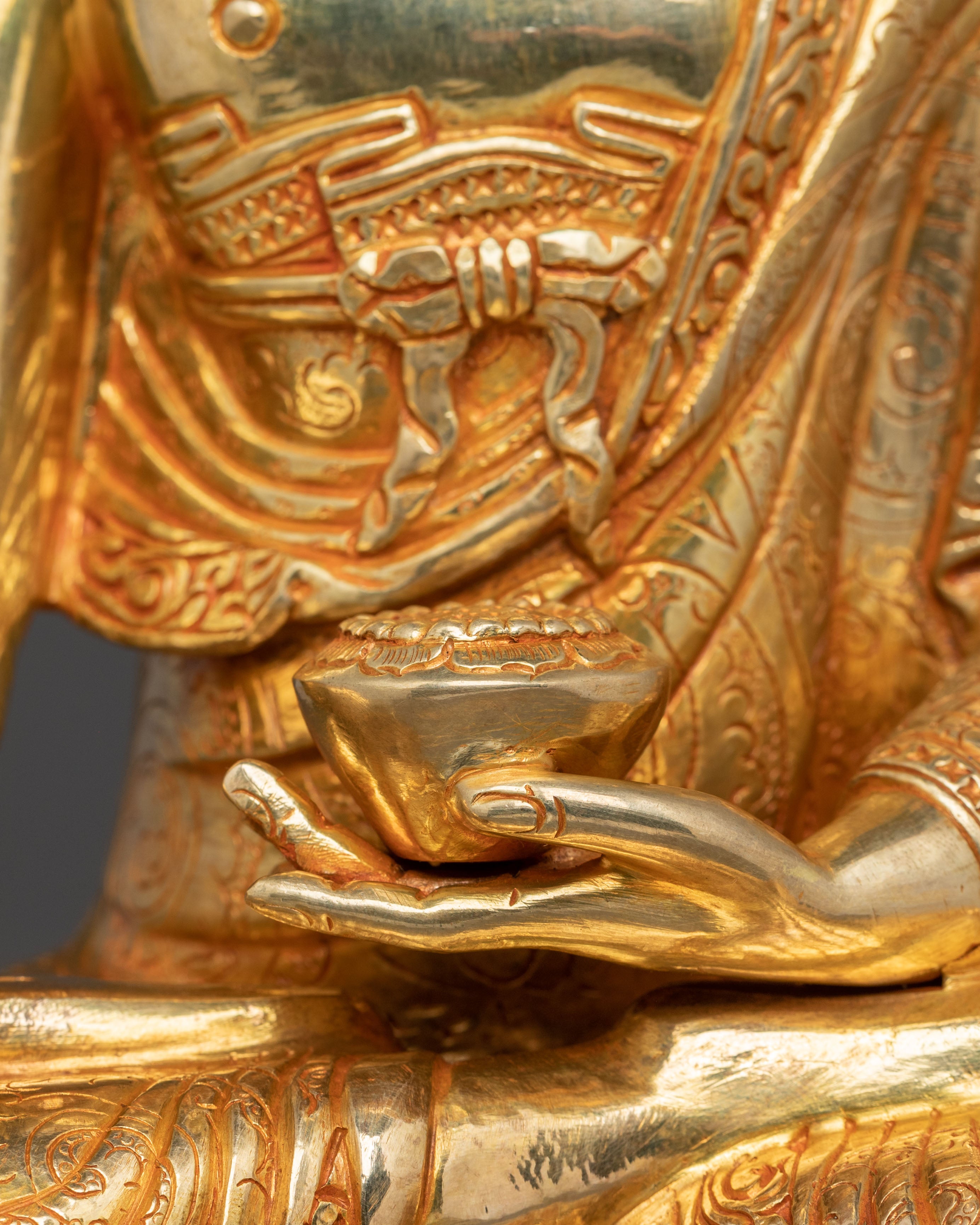 24K Gold Gilded Enlightened Shakyamuni Buddha Sculpture – Serene Handcrafted Art
