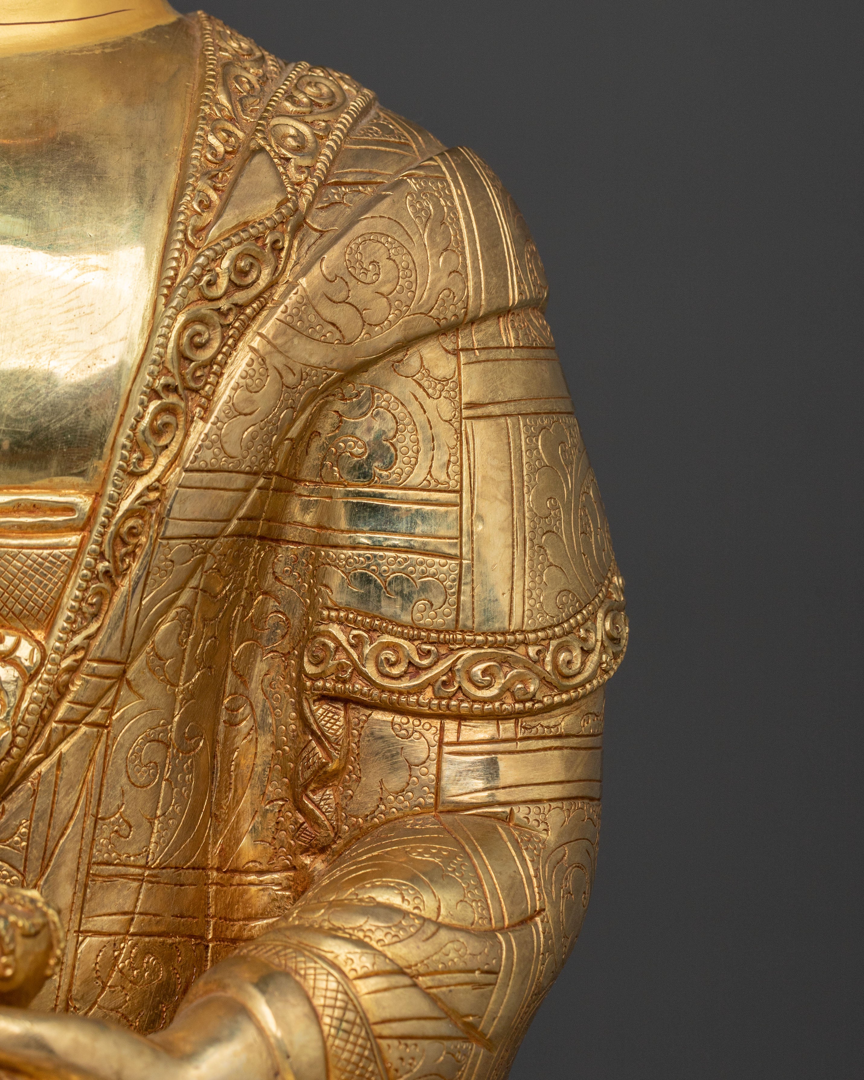 Shakyamuni Buddha Statue | Symbol of Enlightenment and Peace