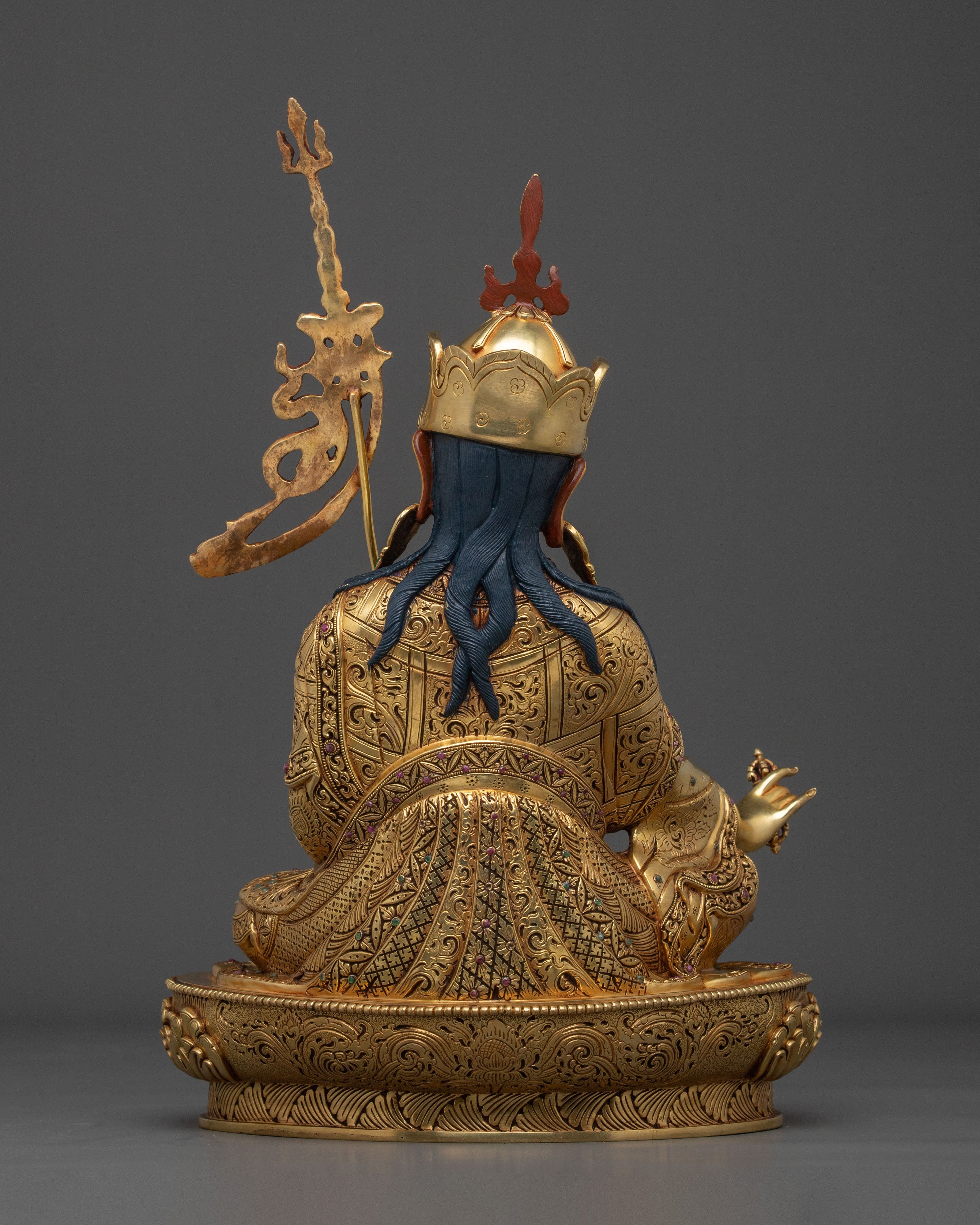 Guru Rinpoche Enlightenment Statue: Buddhist Altar Decoration