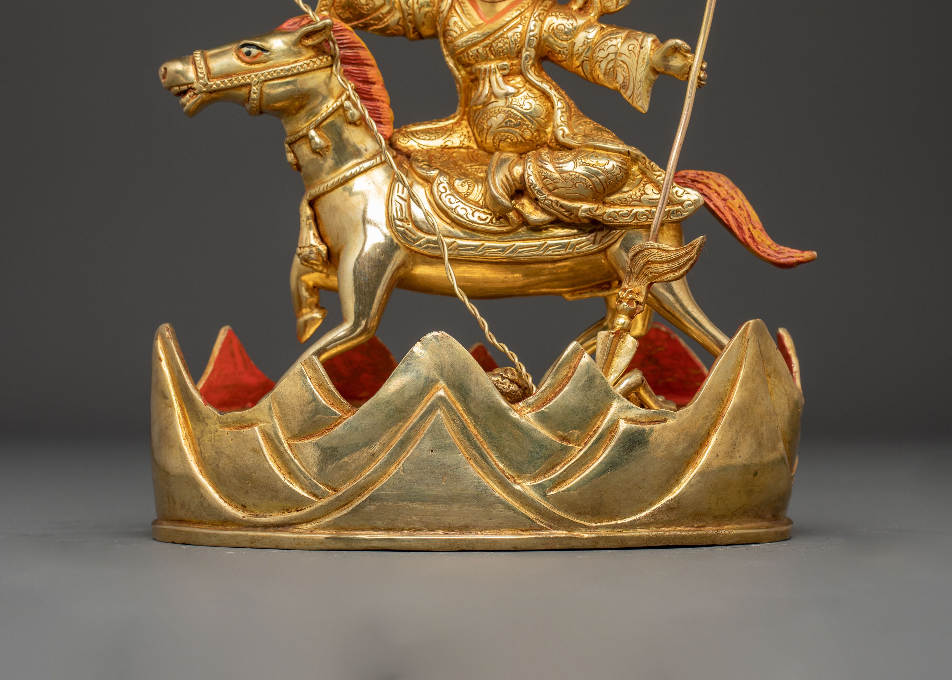 Chimar Mahakala Statue: Powerful Protector