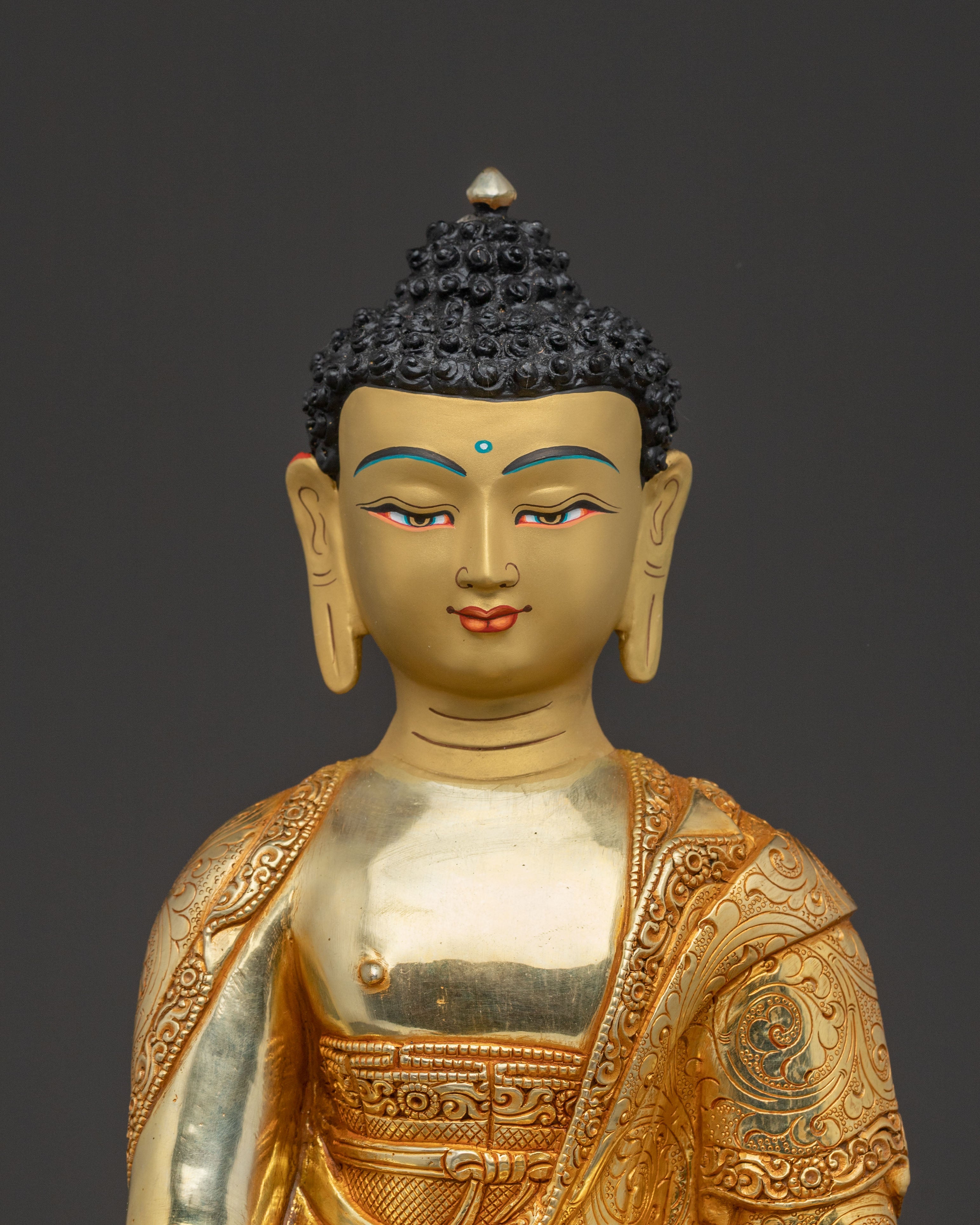 Shakyamuni Buddha Statue: Gilded Meditation Decor