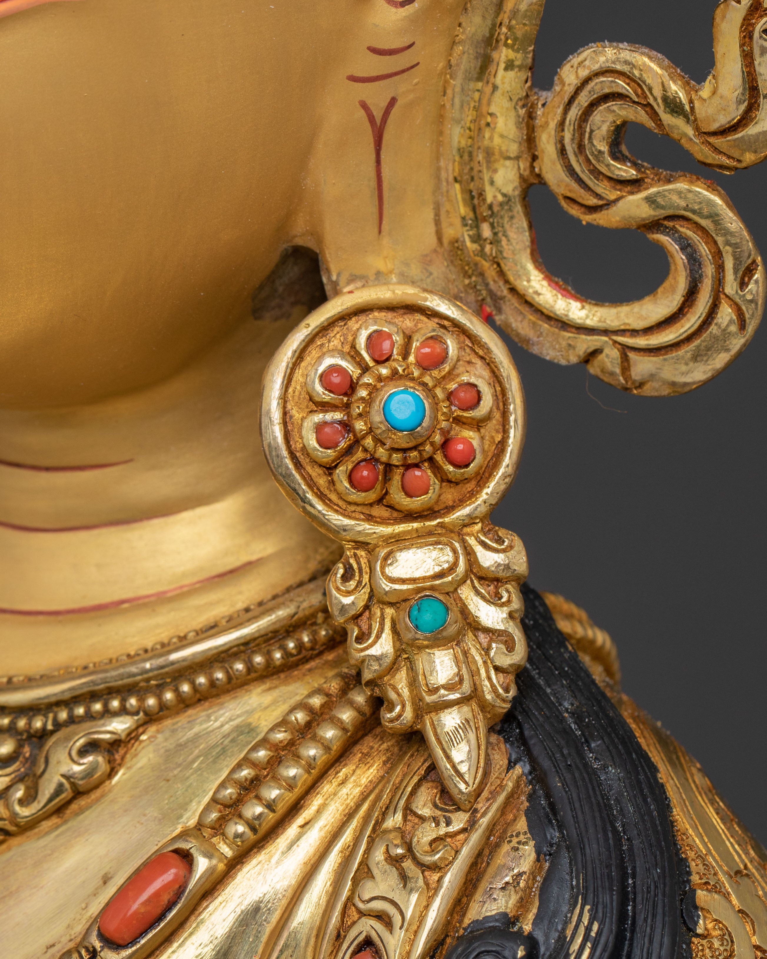 Vajrasattva's Pure Essence: A Sacred Vajrayana Vajrasattva Sculpture in 24K Gold