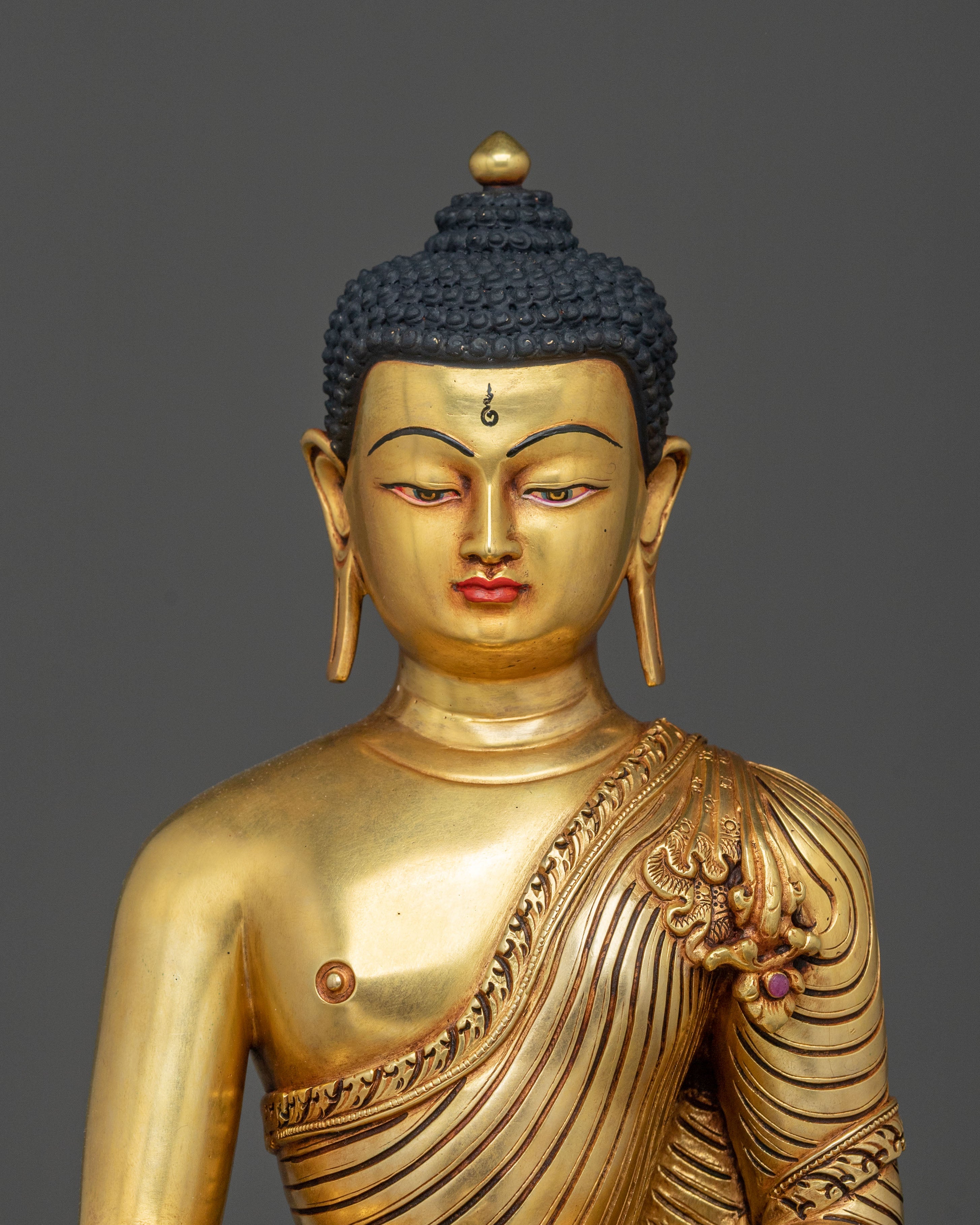 Shakyamuni Buddha Statue Seated on Throne | Enlightened one