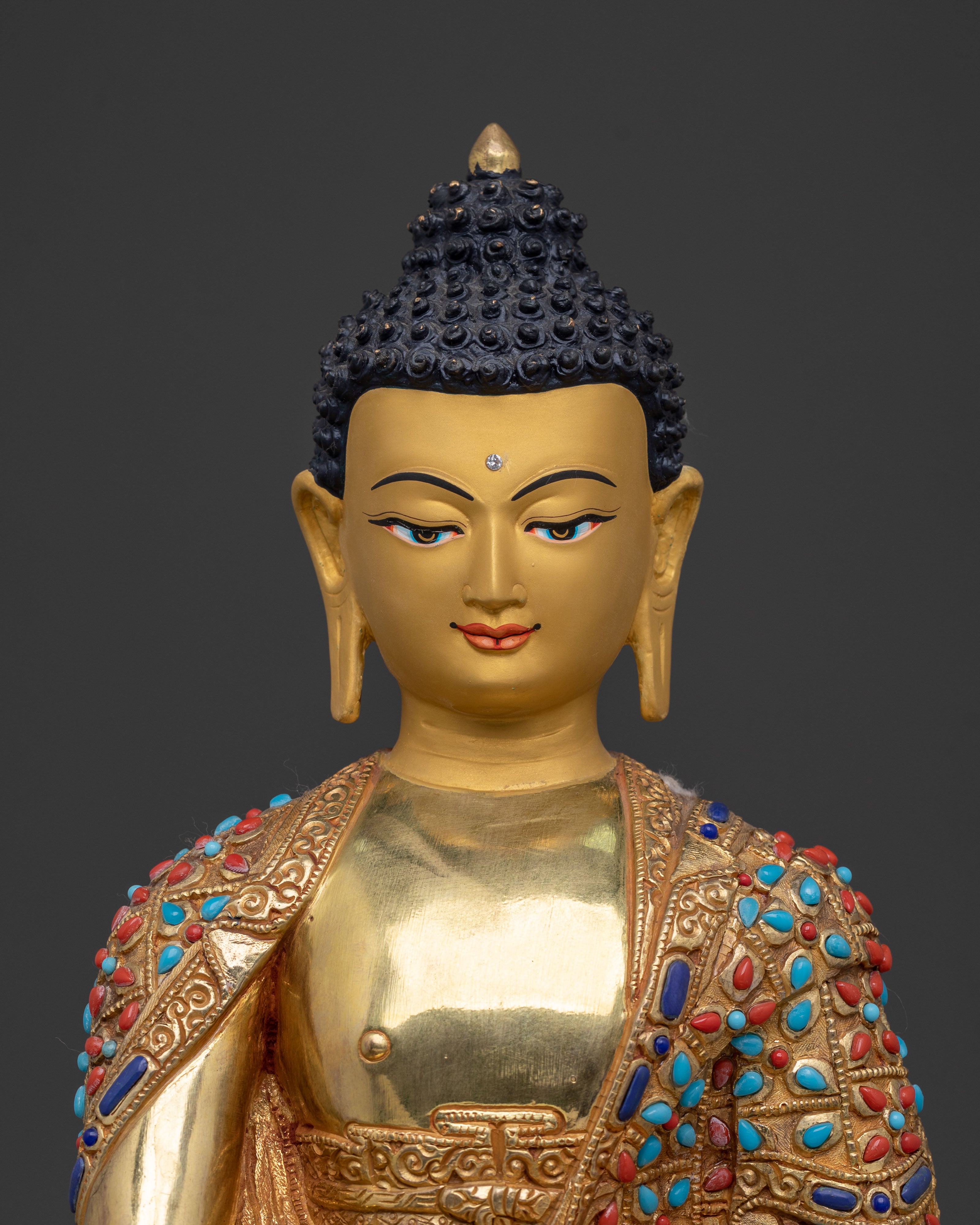 Shakyamuni Buddha Sacred Statue: Buddhist Decor