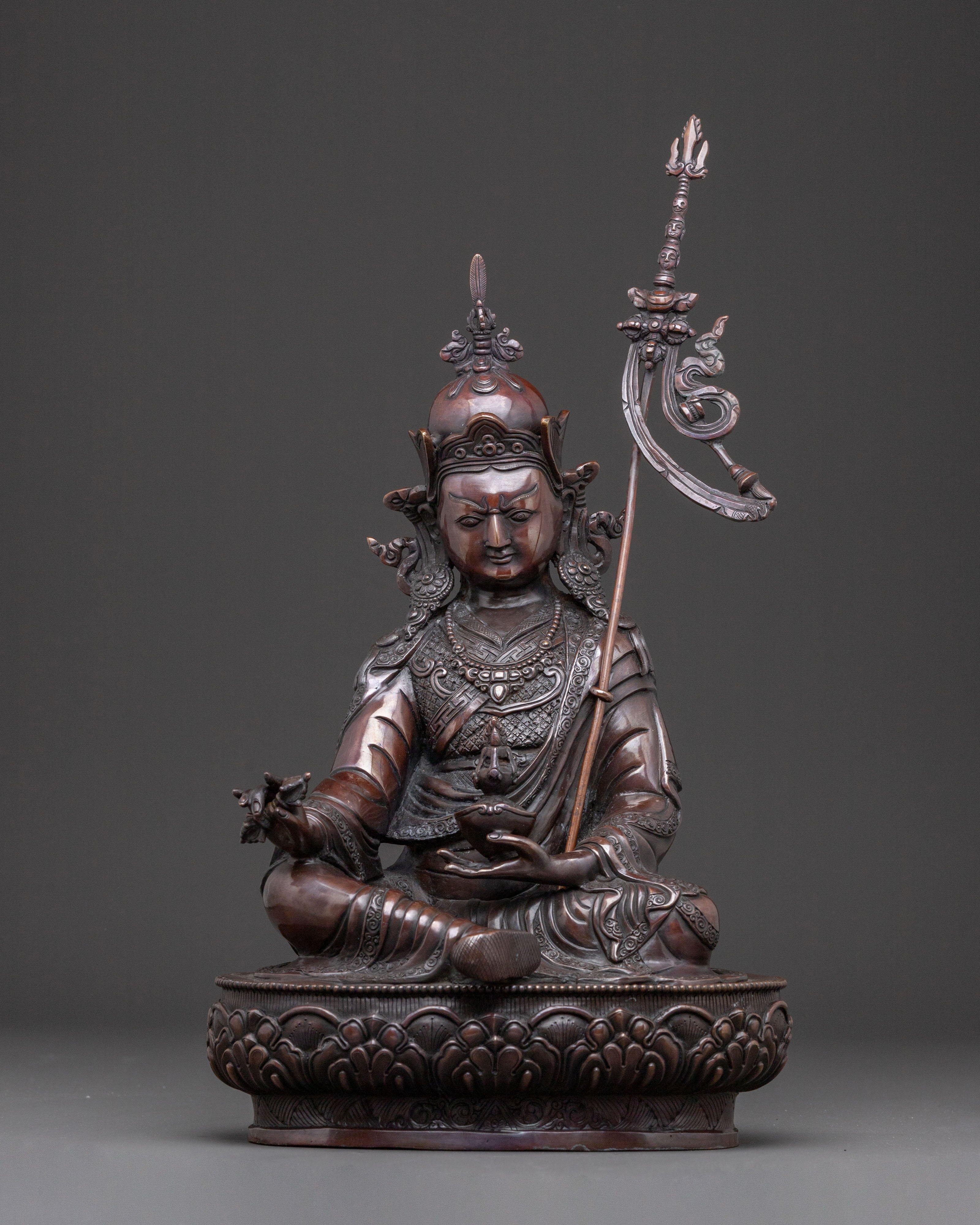Guru Rinpoche Statue