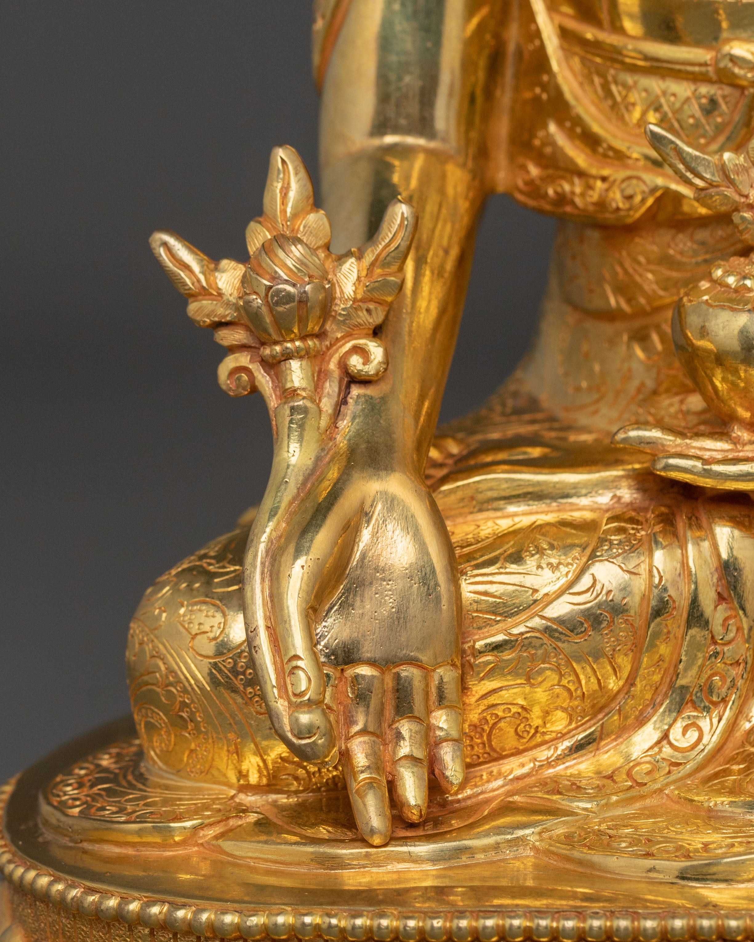 Bhaisajyaguru Statue | Buddhist Healing Deity