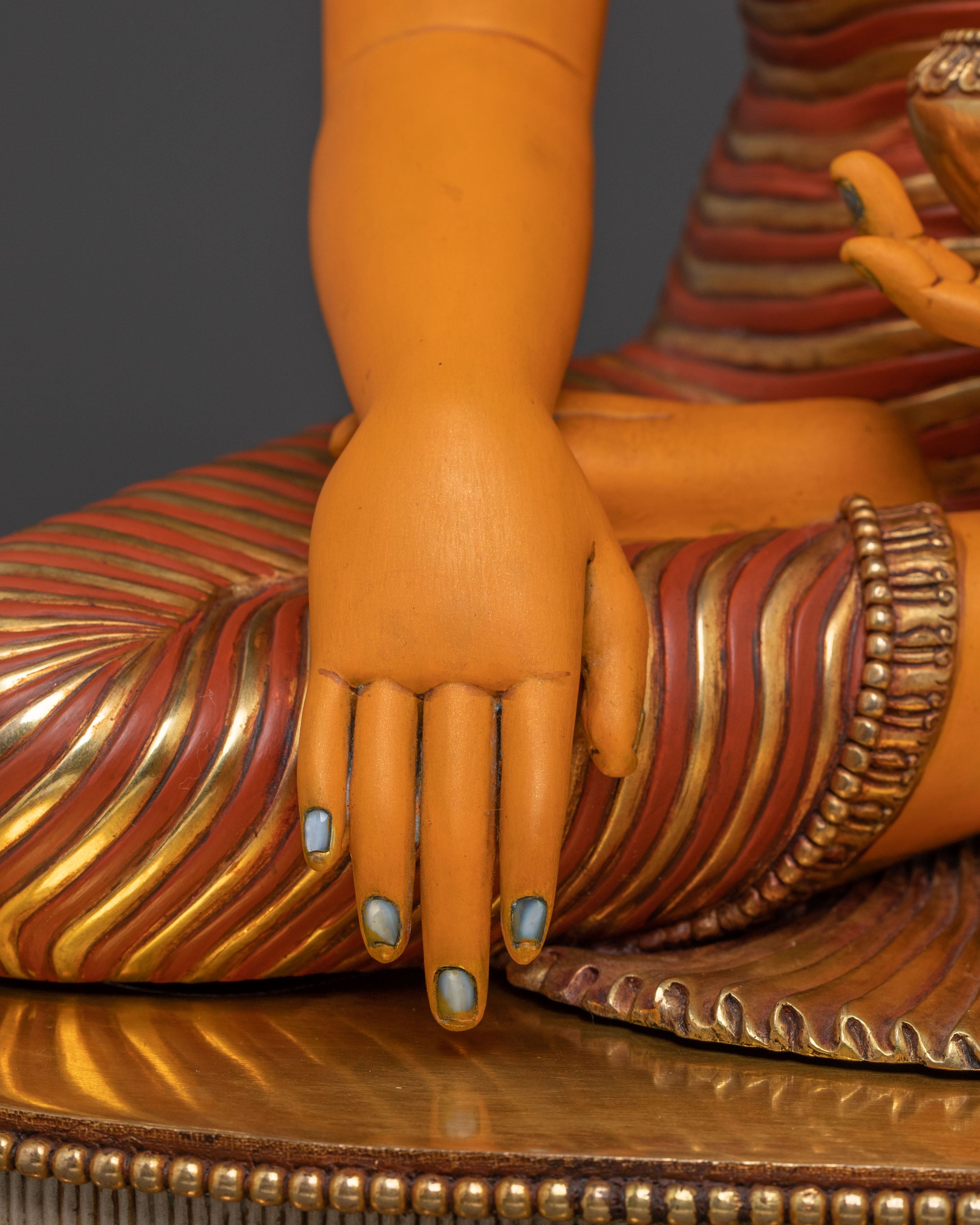 Divine Shakyamuni Buddha Golden Statue | Altar Decor
