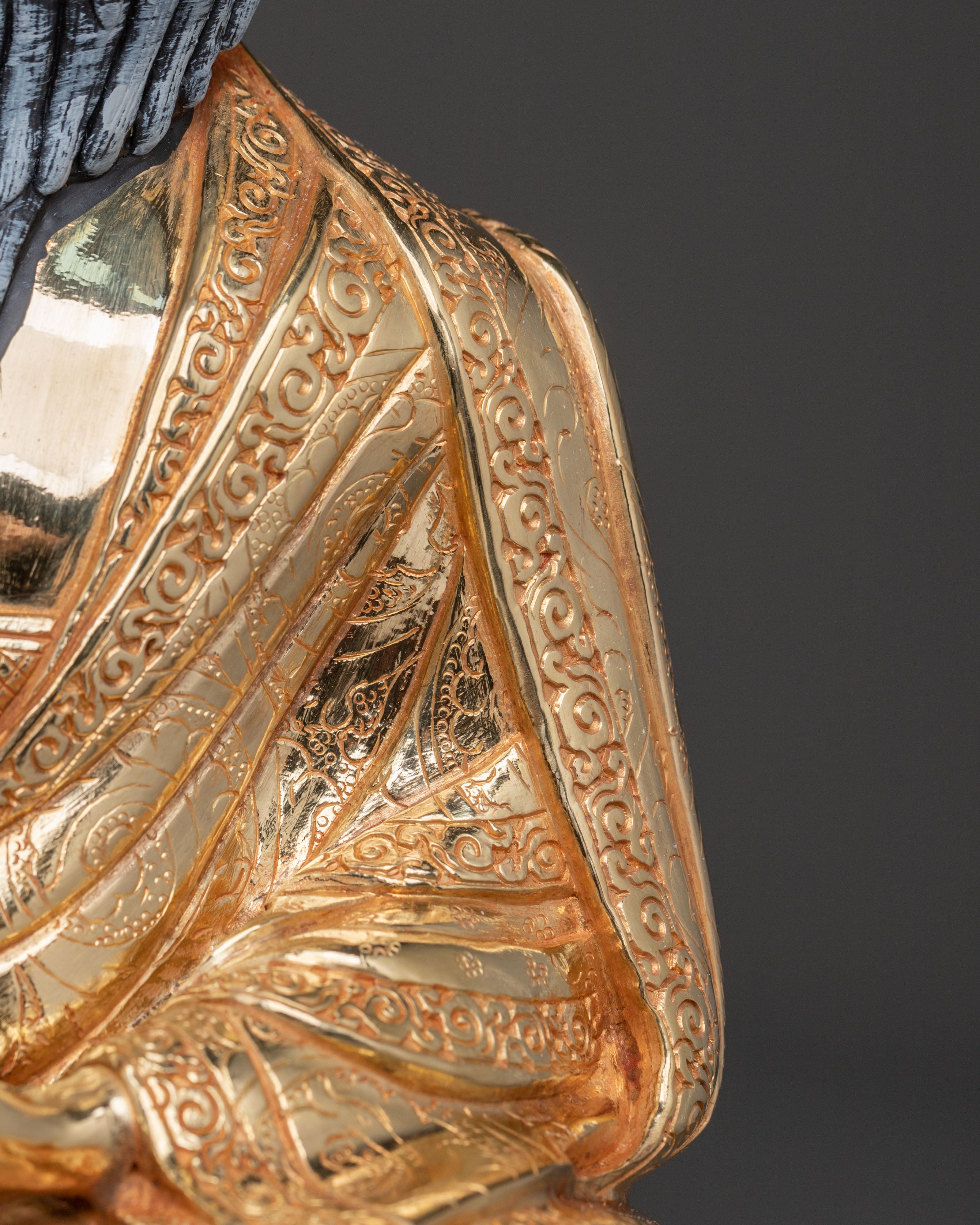 Guru Shapdum Golden Statue | Spiritual Master