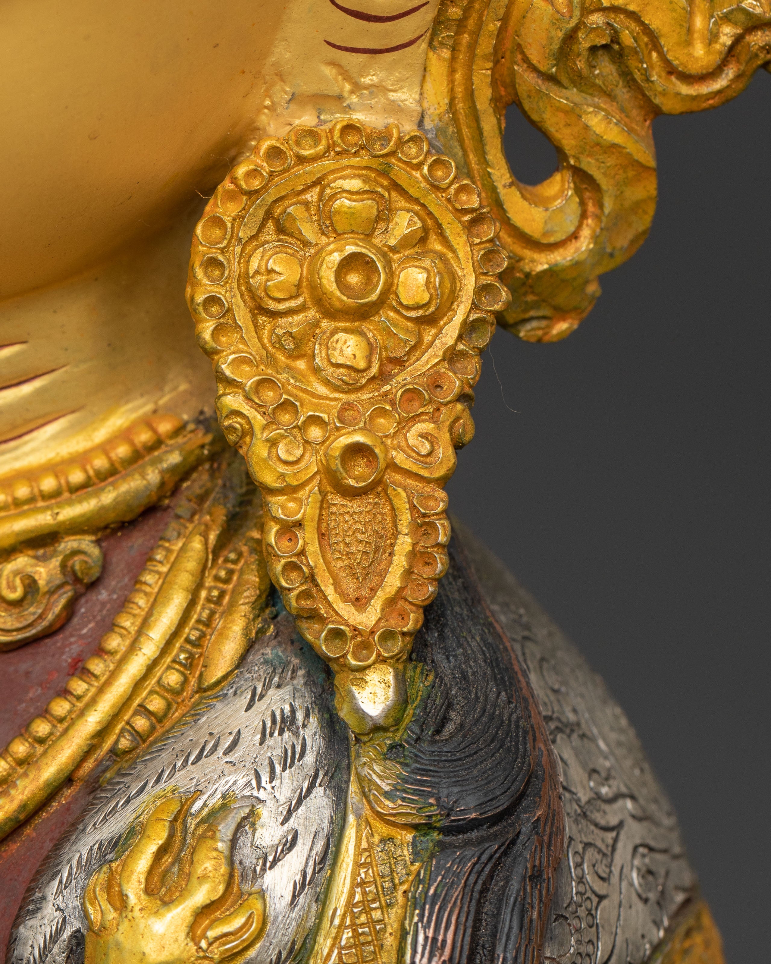 Chenrezig Traditional Statue: 24K Gold Gilded Artistry