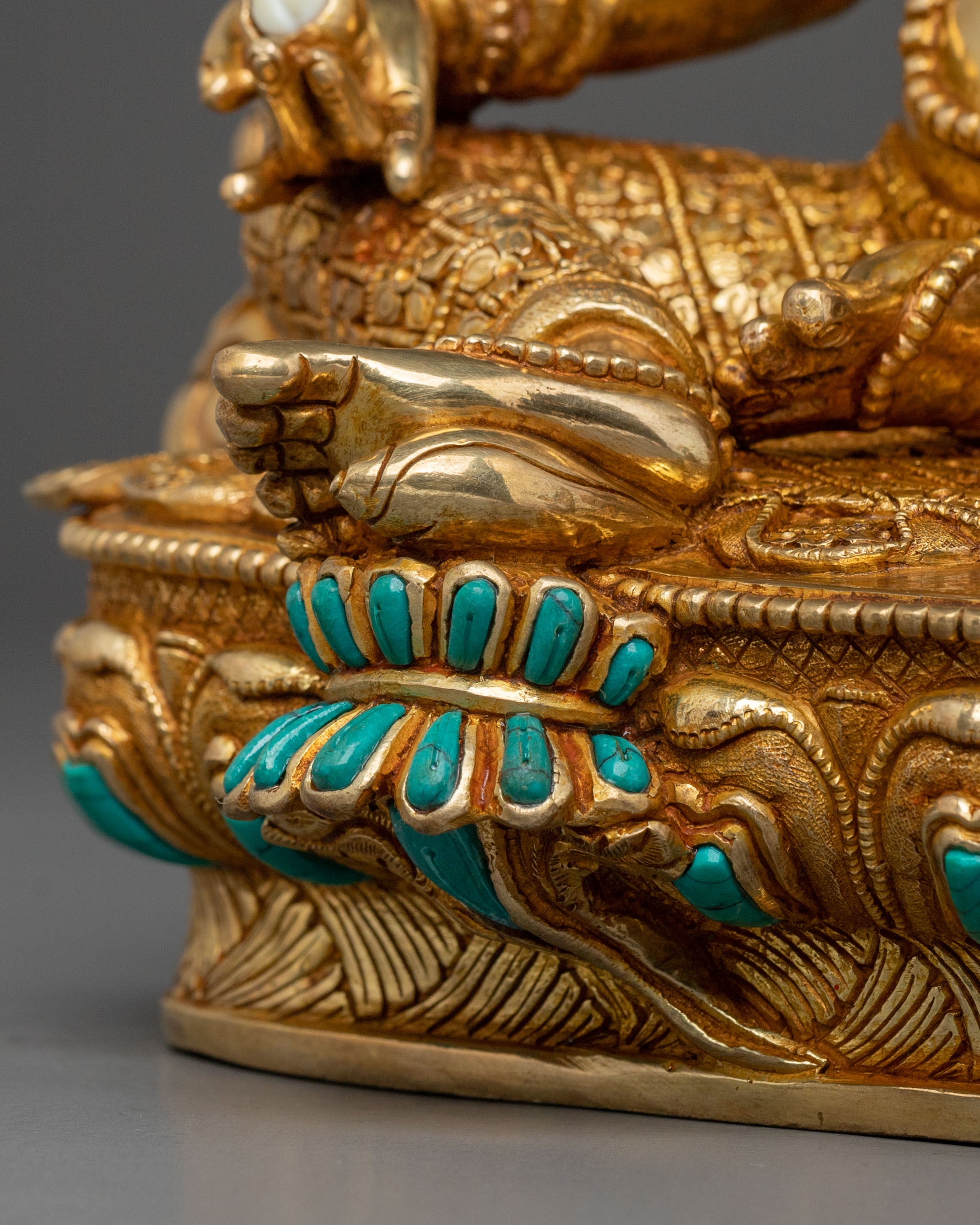 Tibetan Deity Dzambhala Figurine | God of Wealth