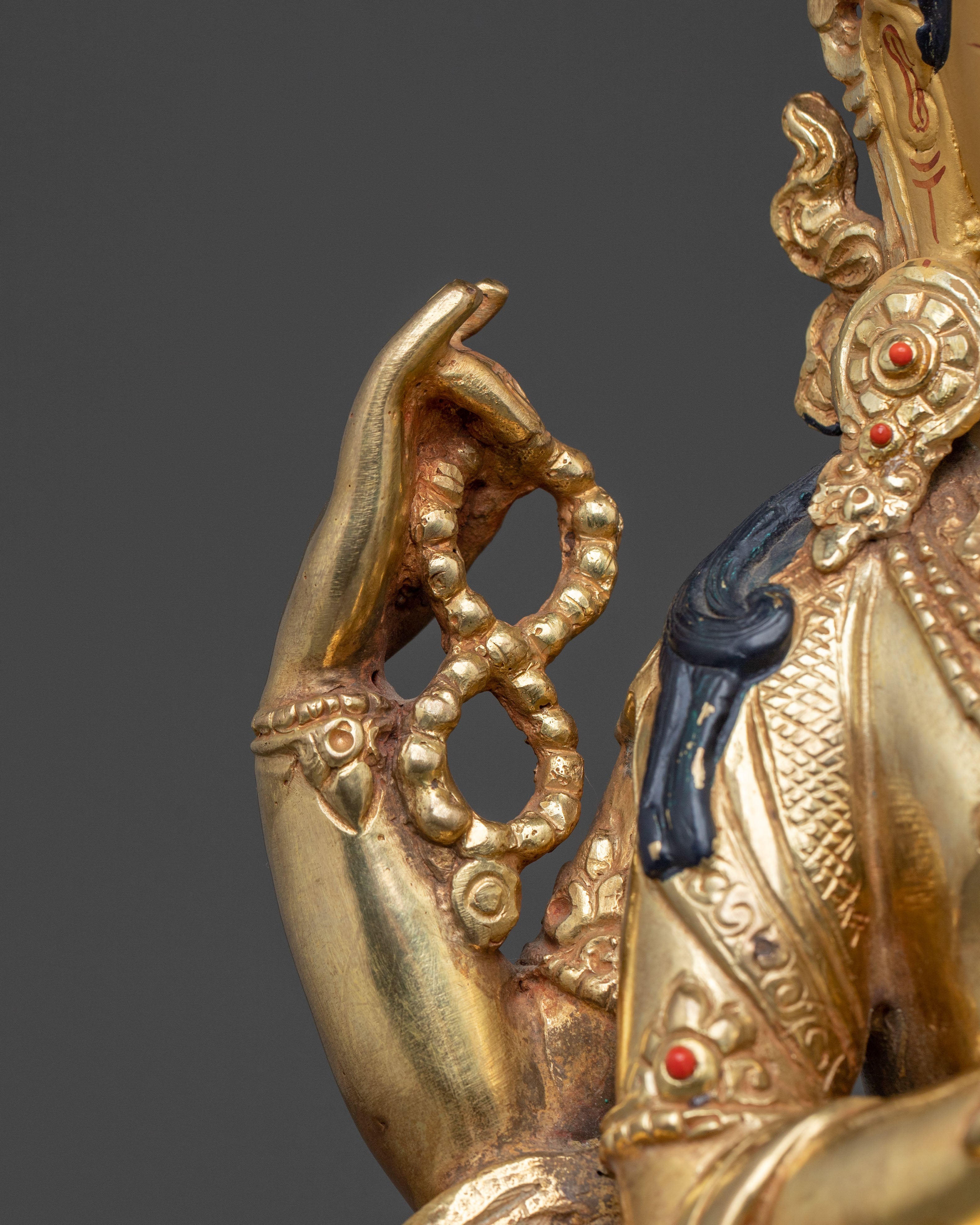 Handmade Chenrezig Statue: Compassion Bodhisattva