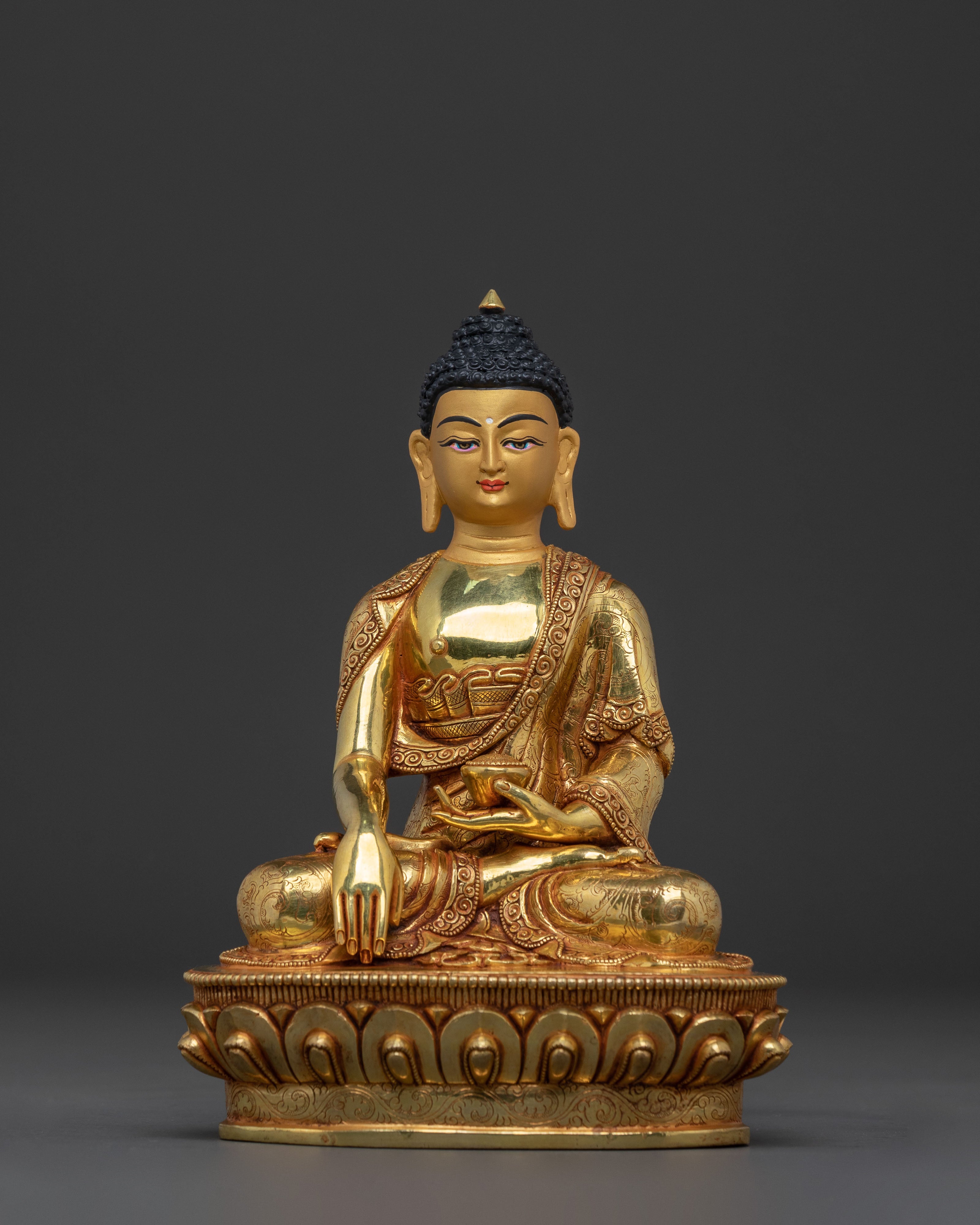 Shakyamuni Buddha Spiritual Altar Statue – Handcrafted & Gold Gilded