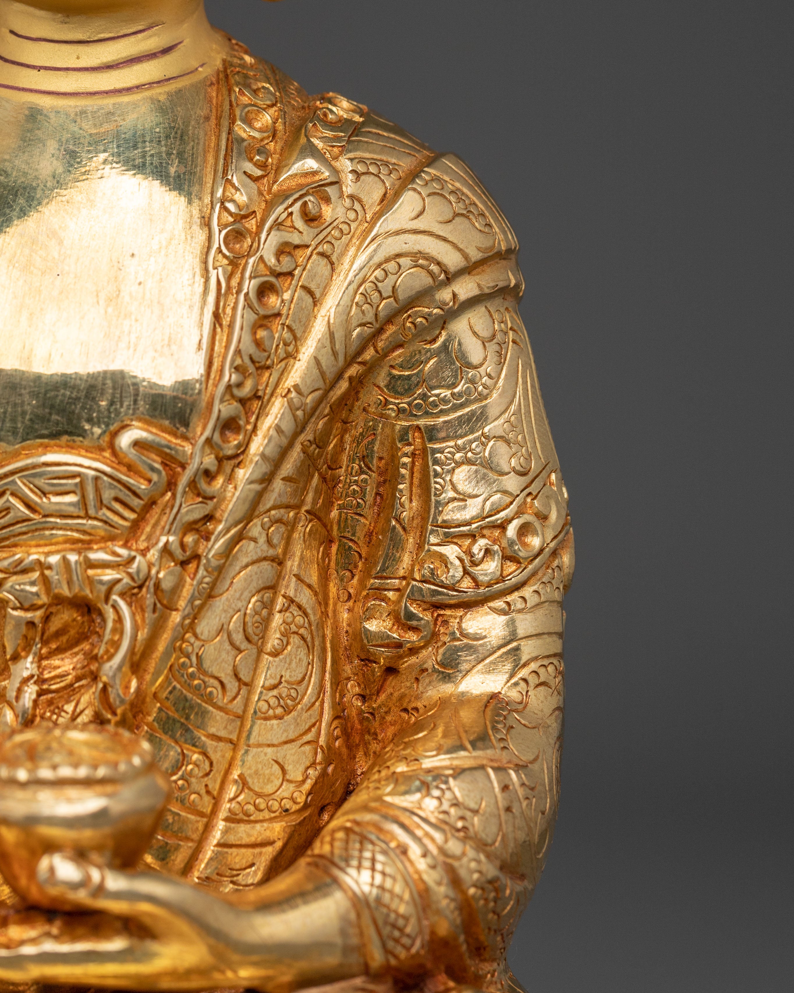 Shakyamuni Buddha Figurine: Founder of Buddhism