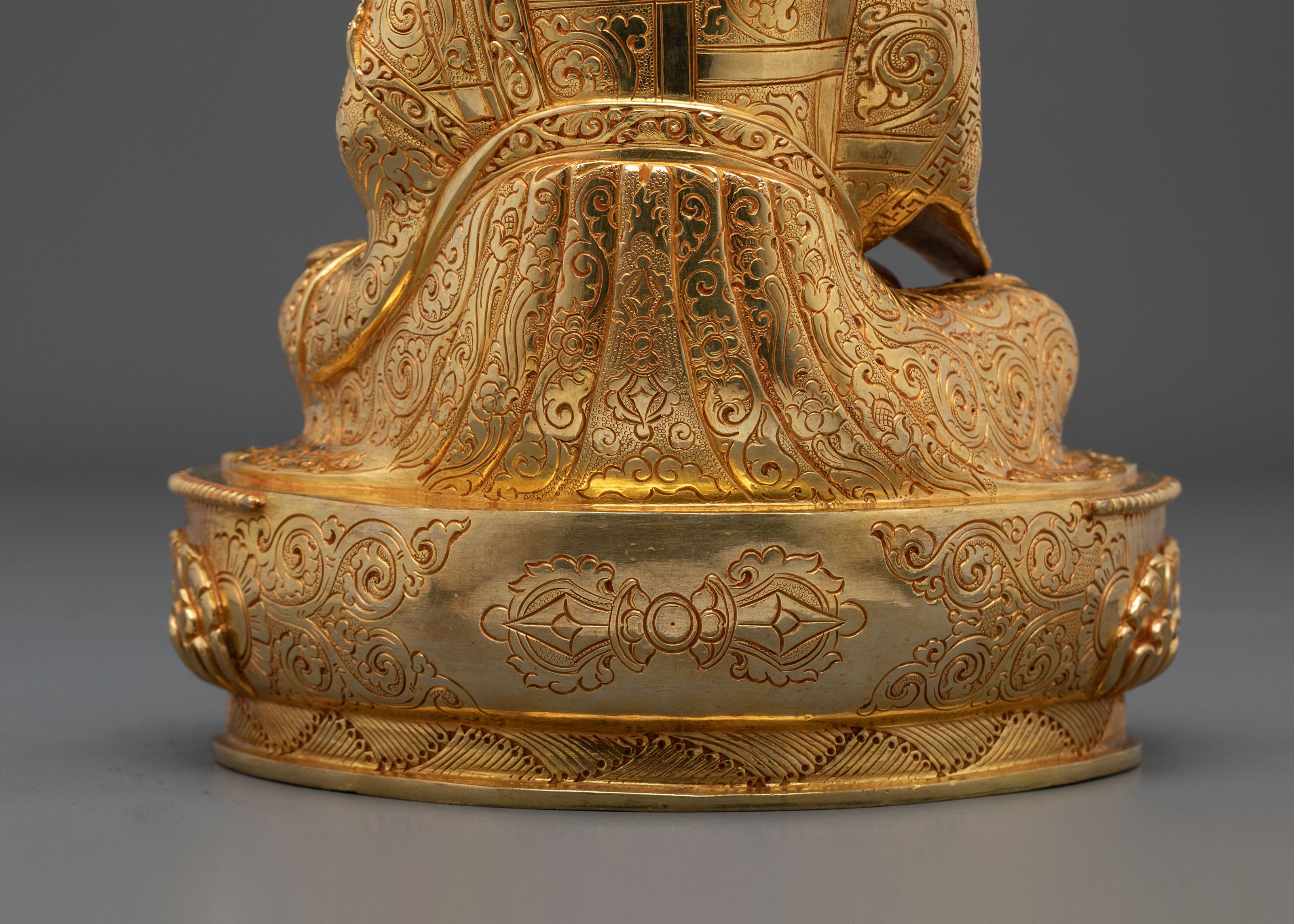 Padmasambhava Tsokye Dorje Form Statue: Buddhist Art