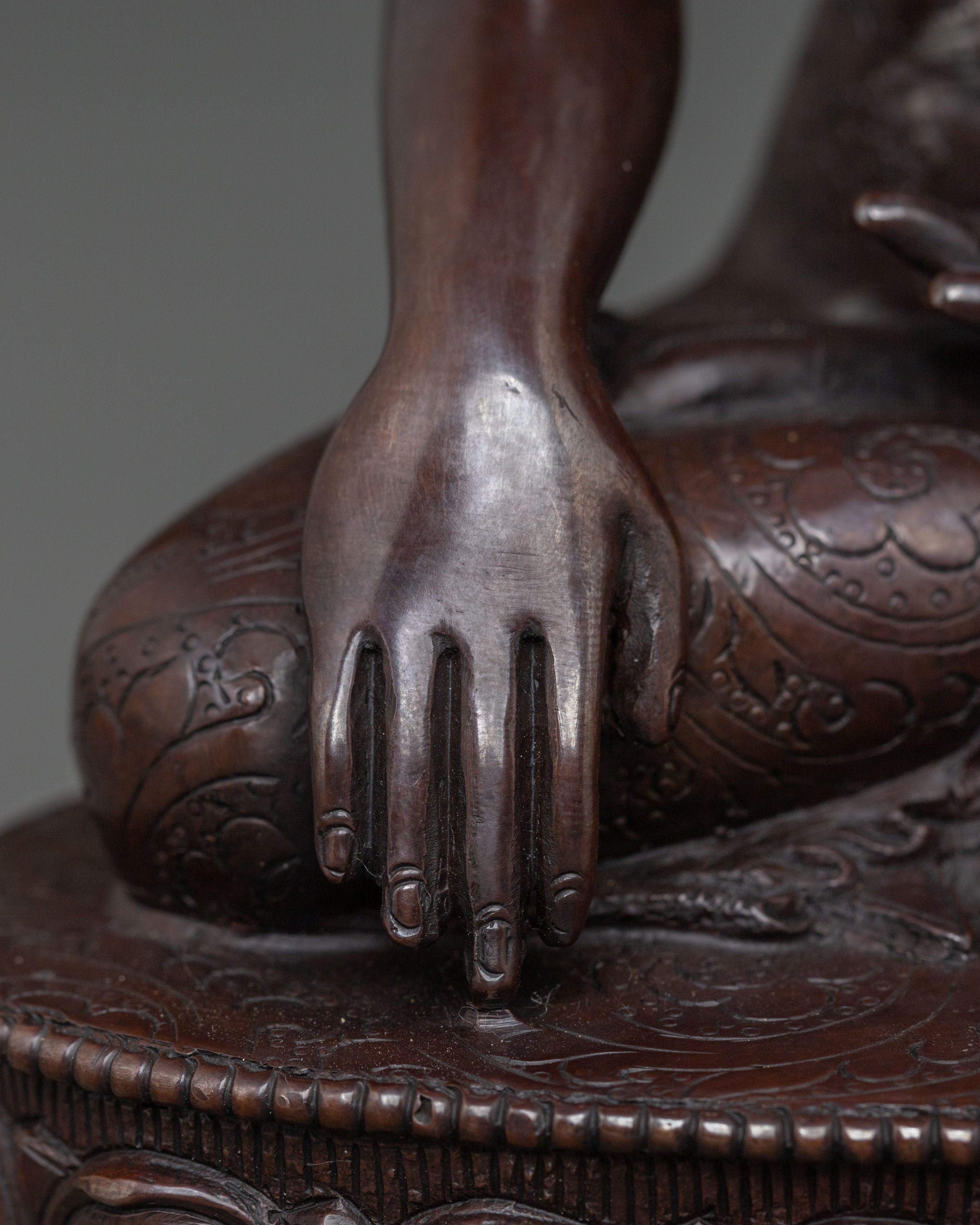 Gautama Buddha Meditation Altar Statue in Oxidized Copper
