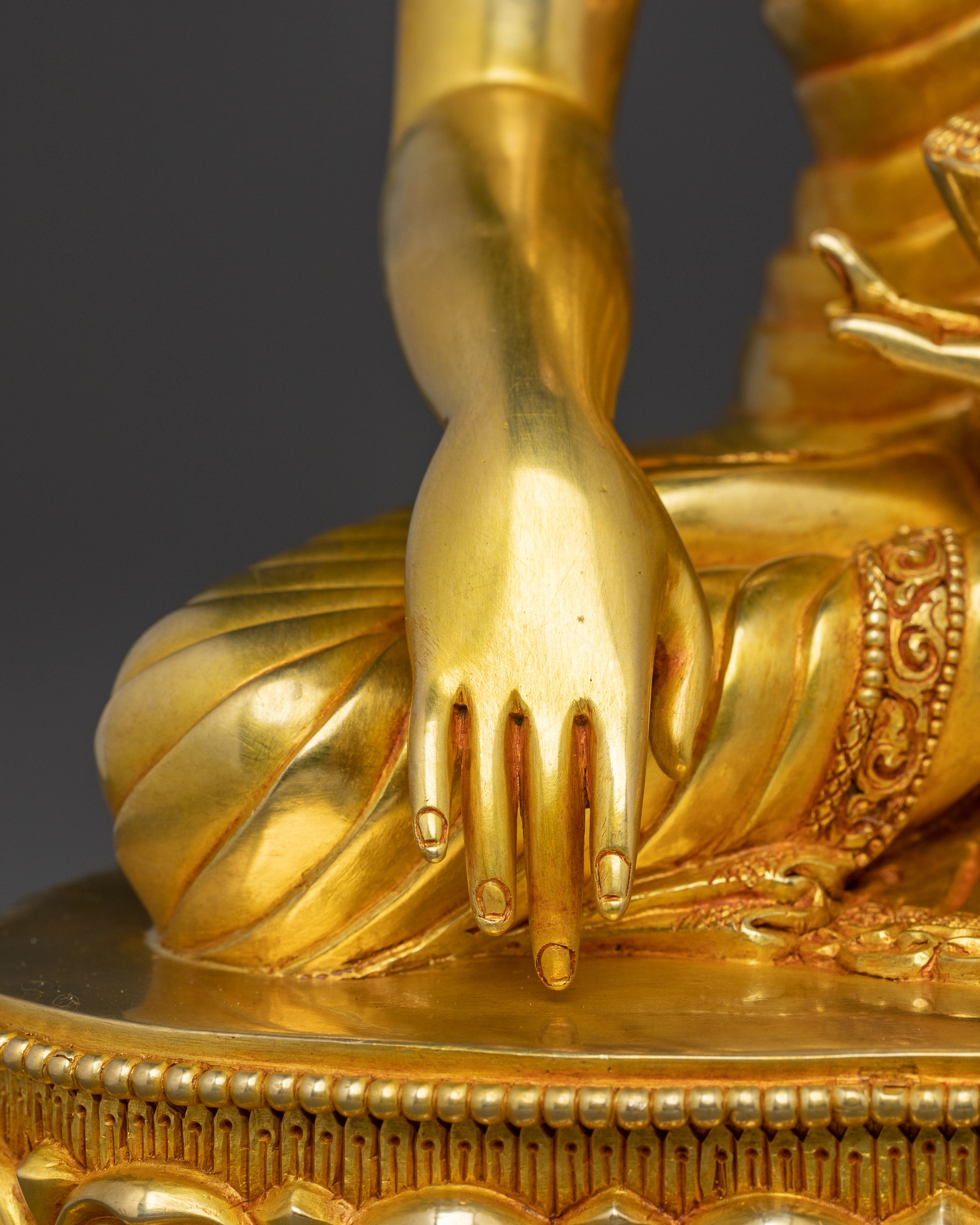 Shakyamuni Buddha Statue — 24K Gold Gilded Serenity