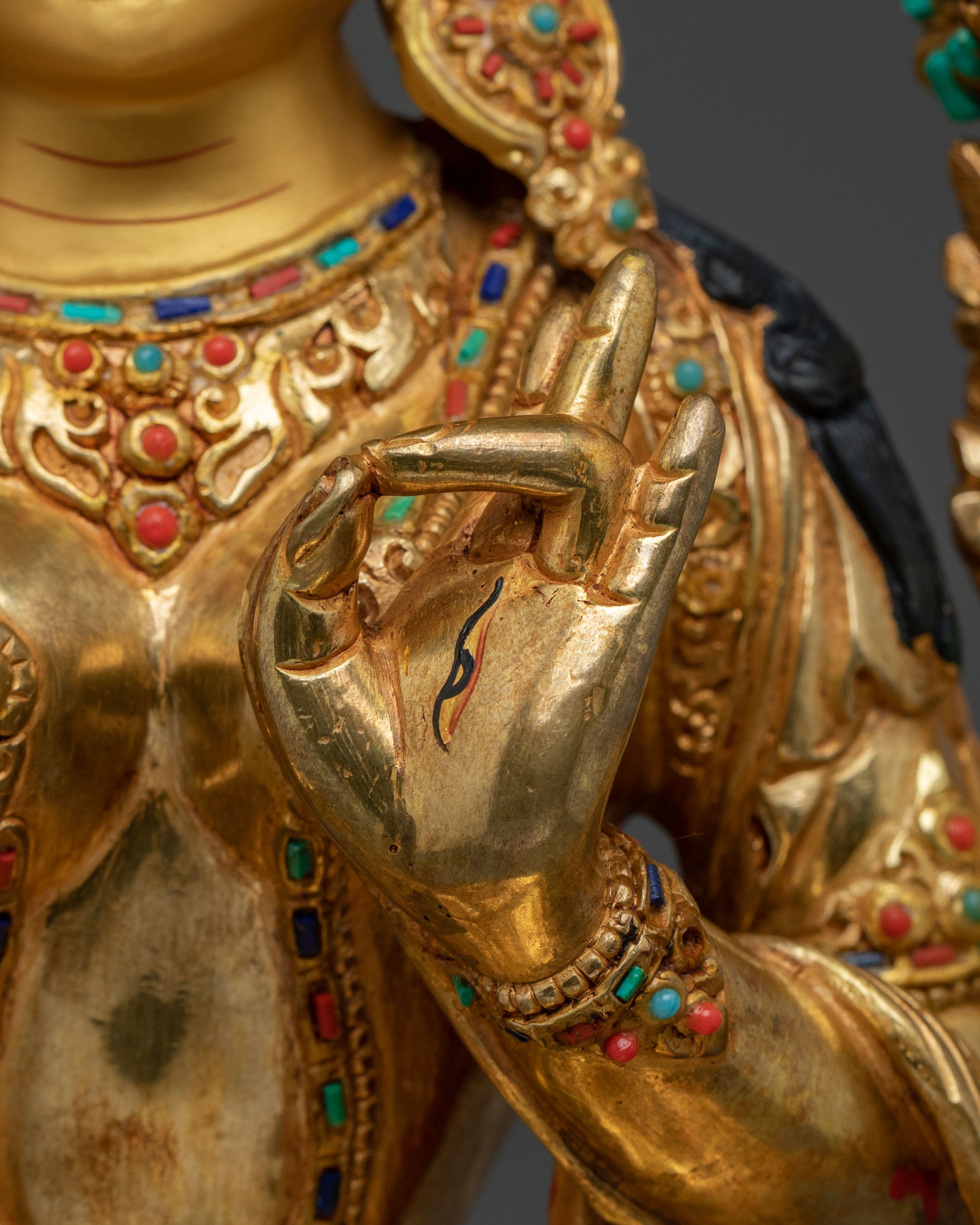 White Tara Buddhist Deity Statue: Goddess of Compassion and Longevity