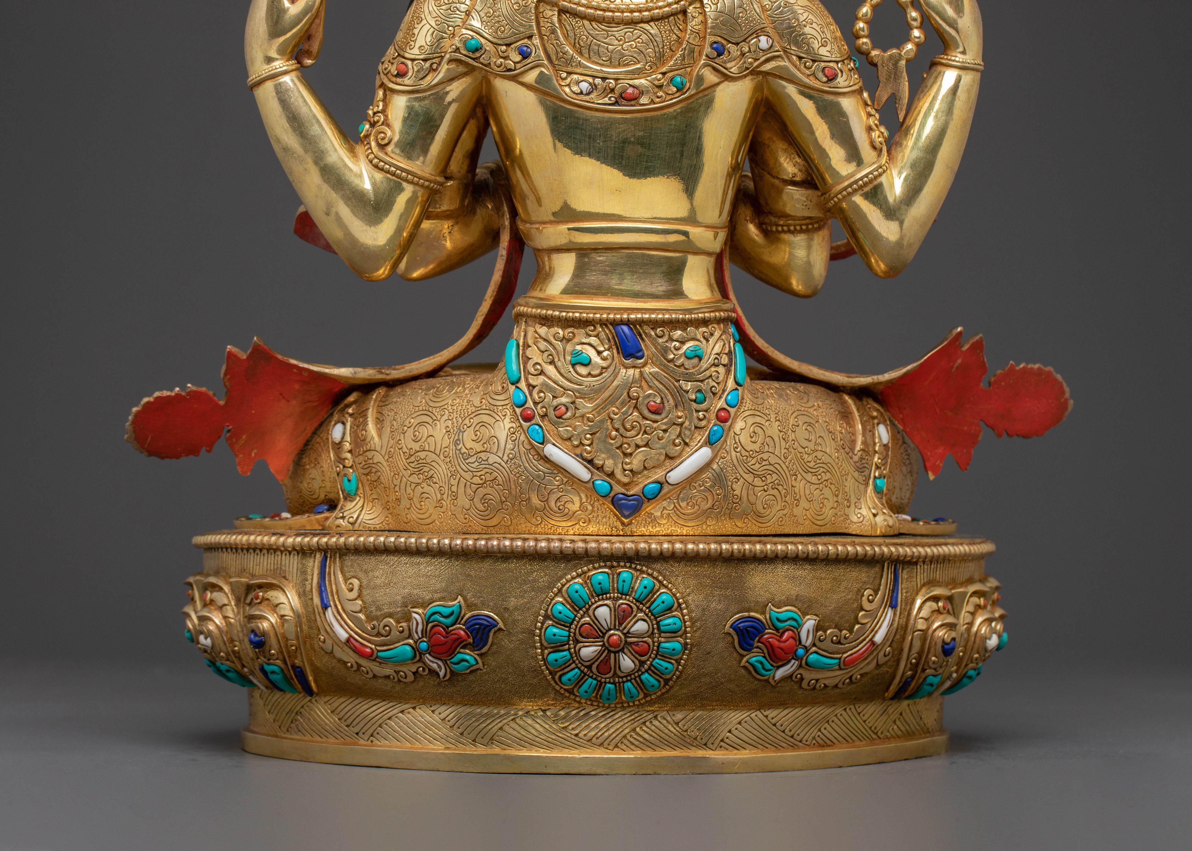 Buddhist Mercy Chenrezig Sculpture – Radiant 24K Gold Gilded Artistry