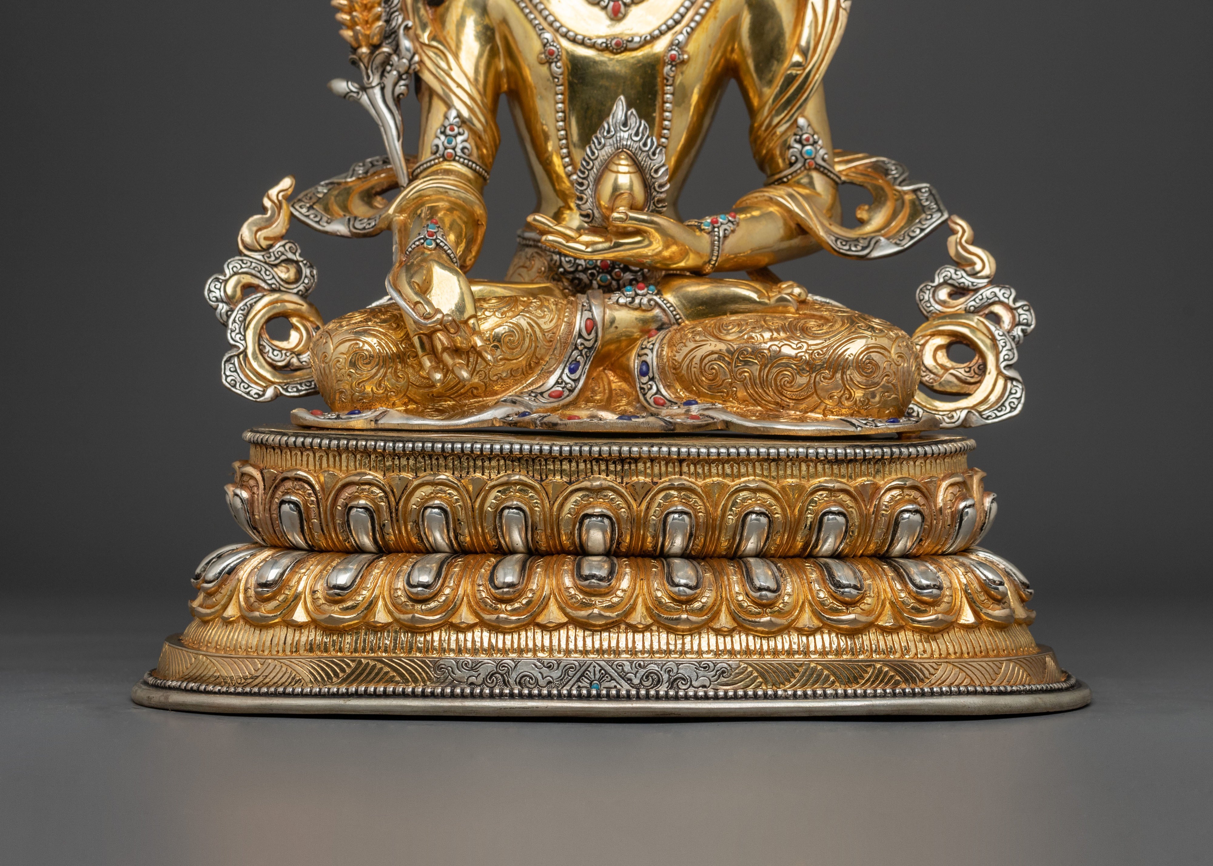 Kshitigarbha Statue: Radiant Protector of the Earth