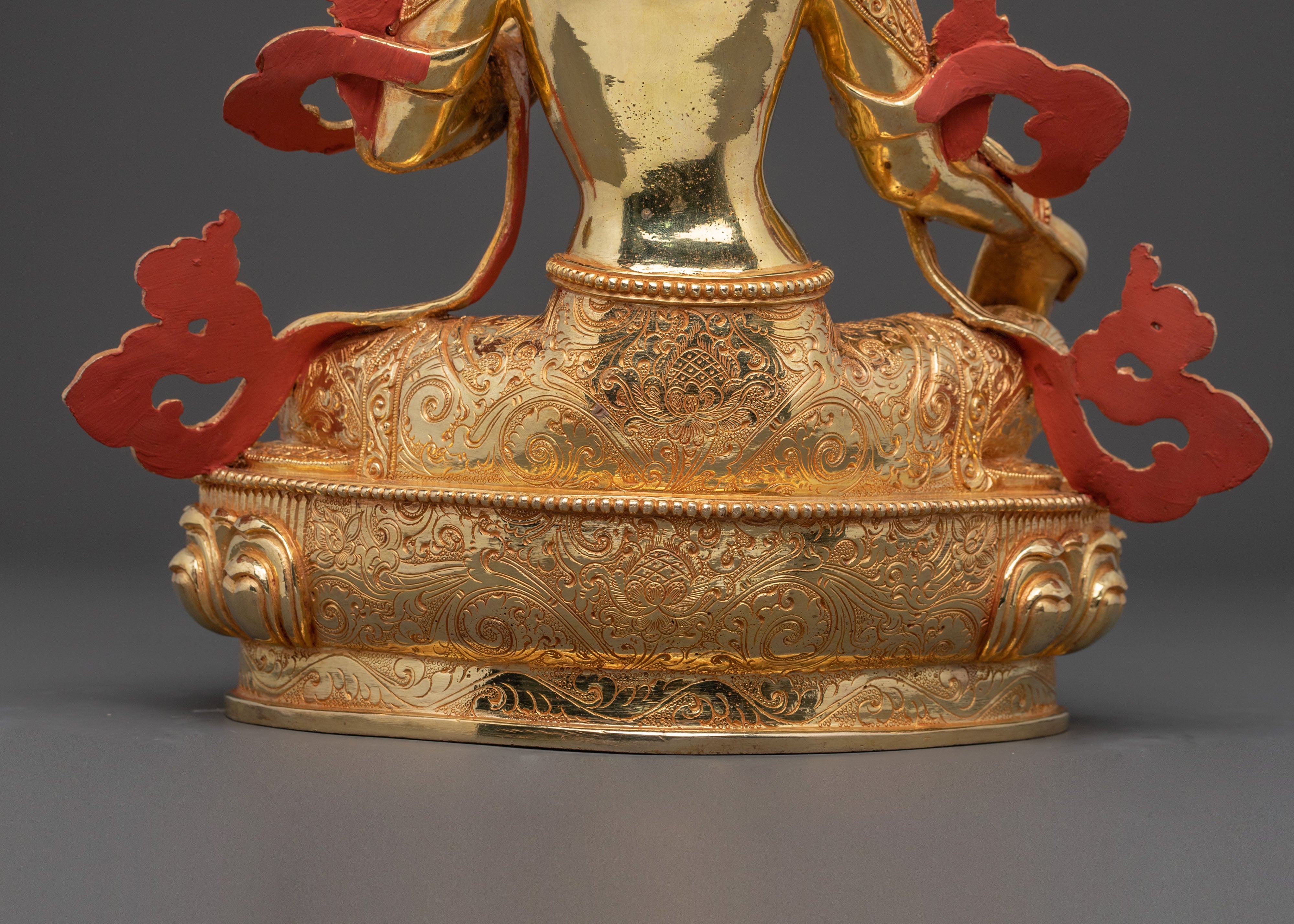 Sacred Statue of Mother Shyama Tara – Hand-Gilded Copper Statue