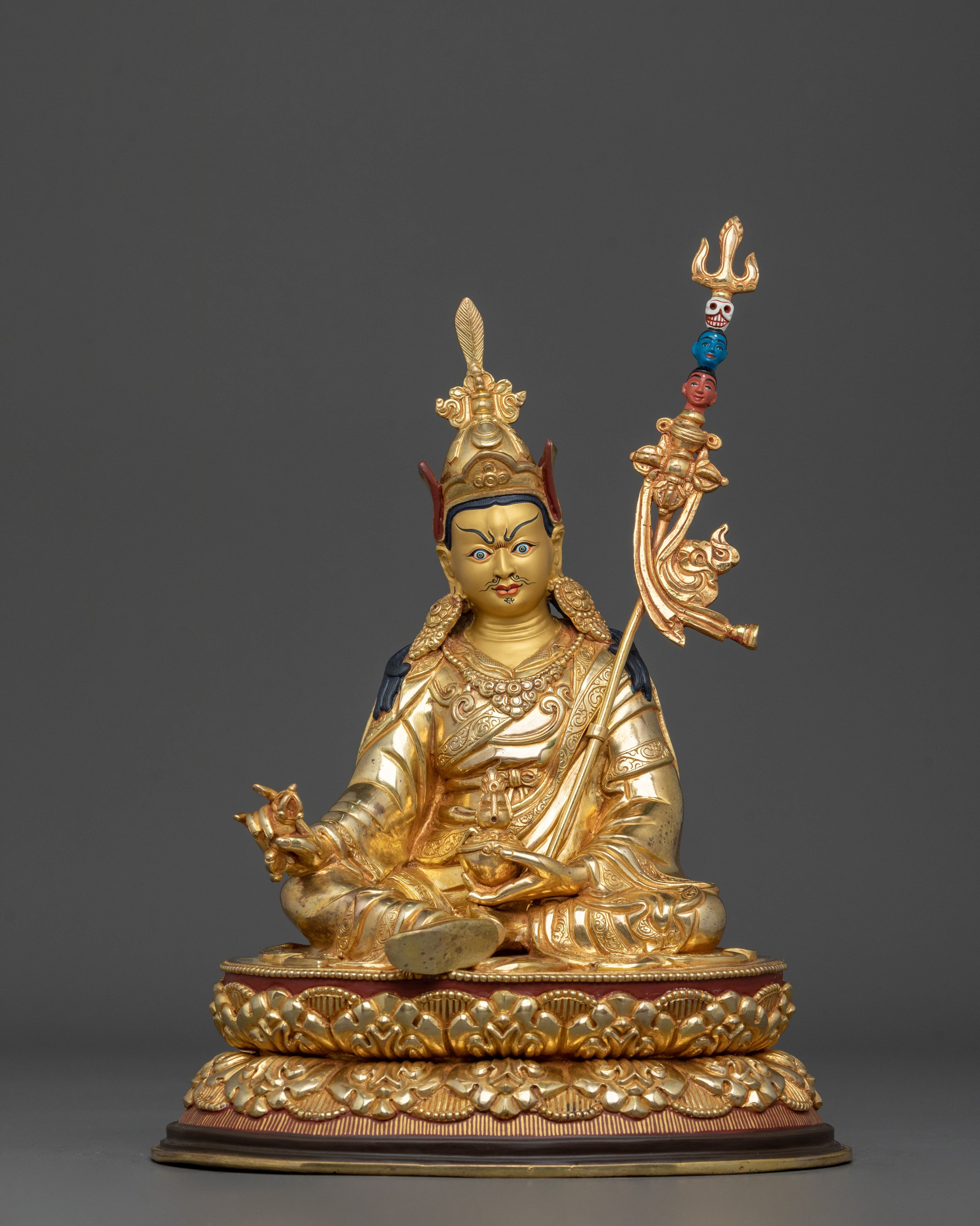 Guru Rinpoche Divine Sculpture: Sacred Symbol of Wisdom