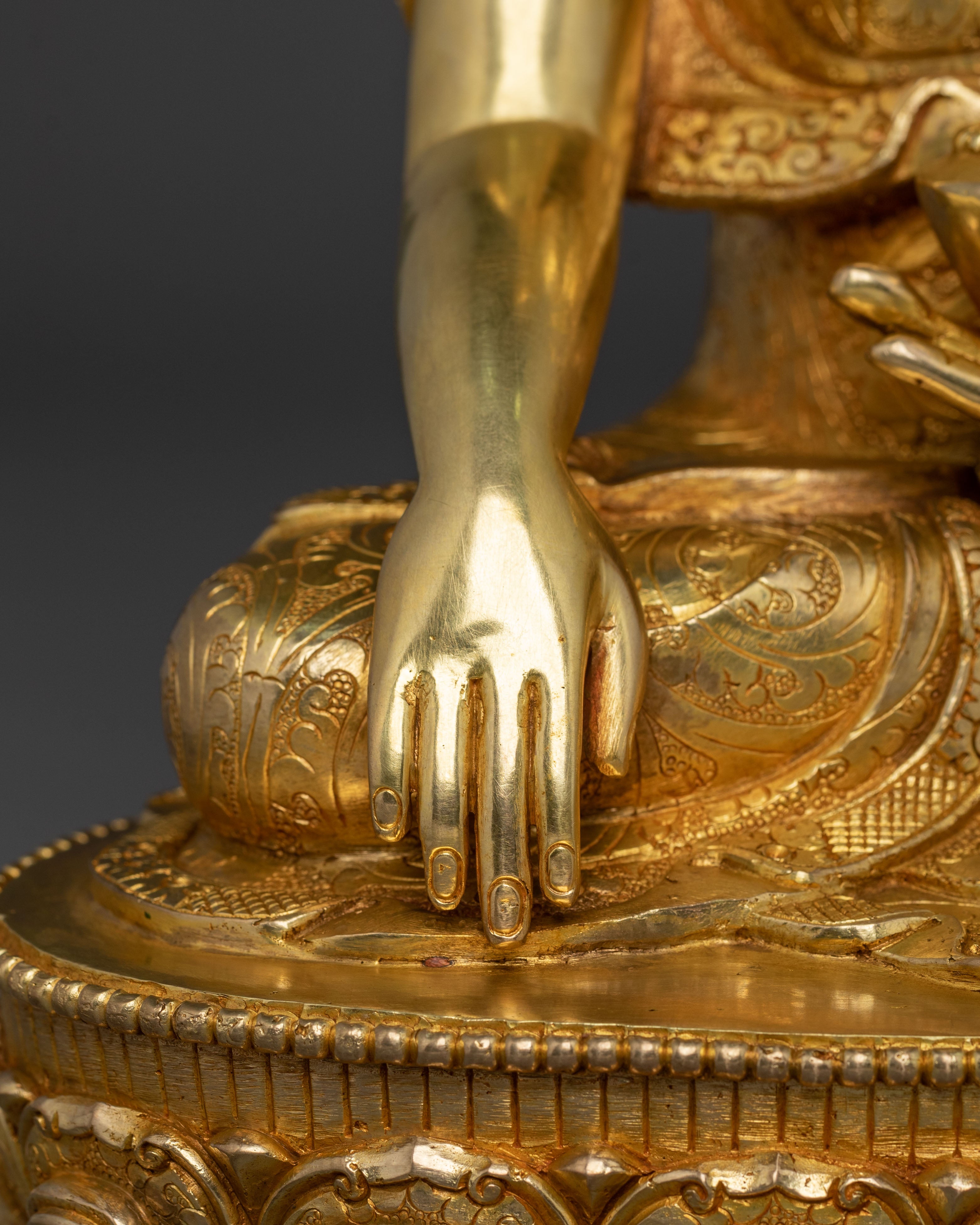 Shakyamuni Buddha Sculpture | Awakened Master