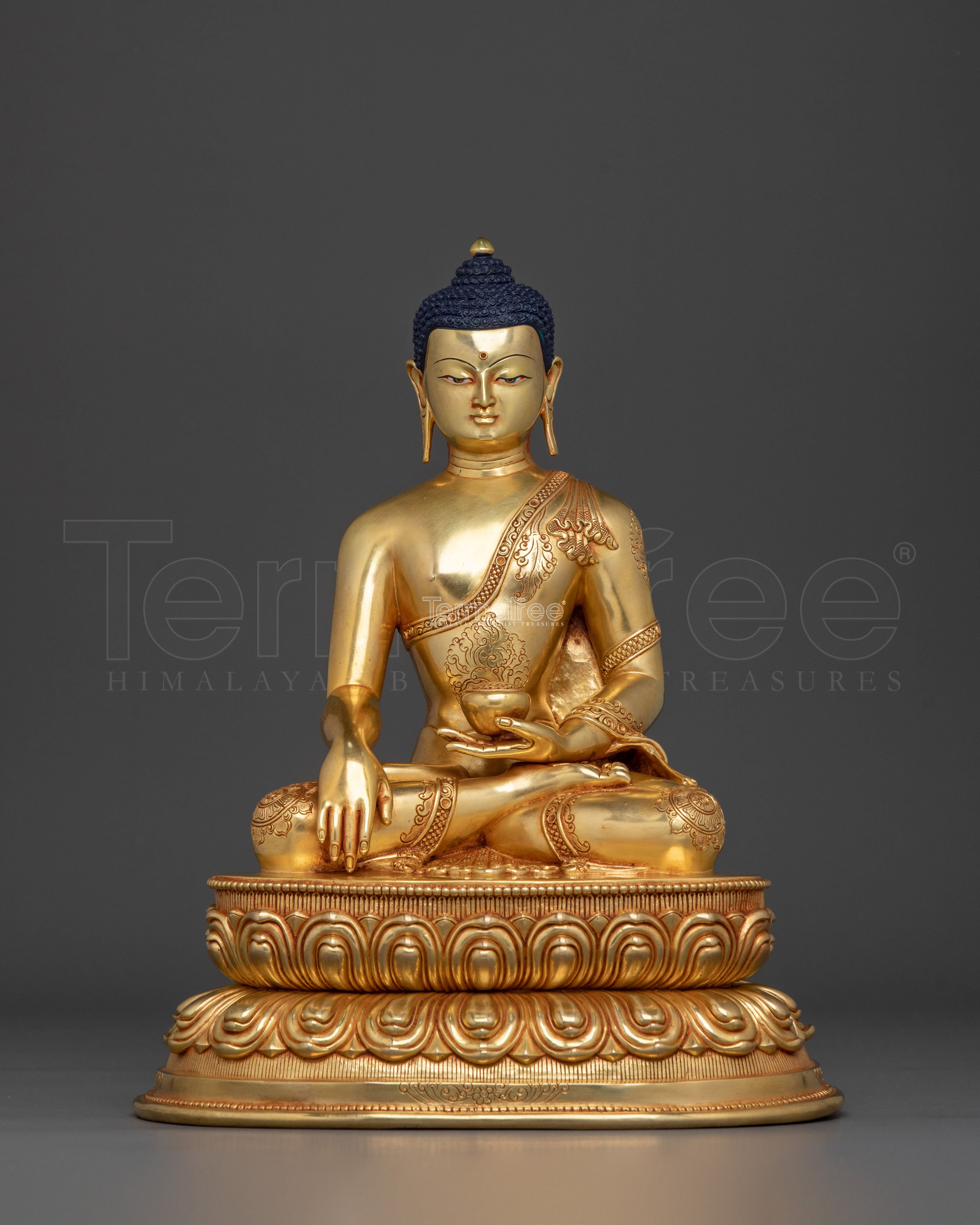 Shakyamuni Buddha Statue | 24K Gold Gilded Artistry
