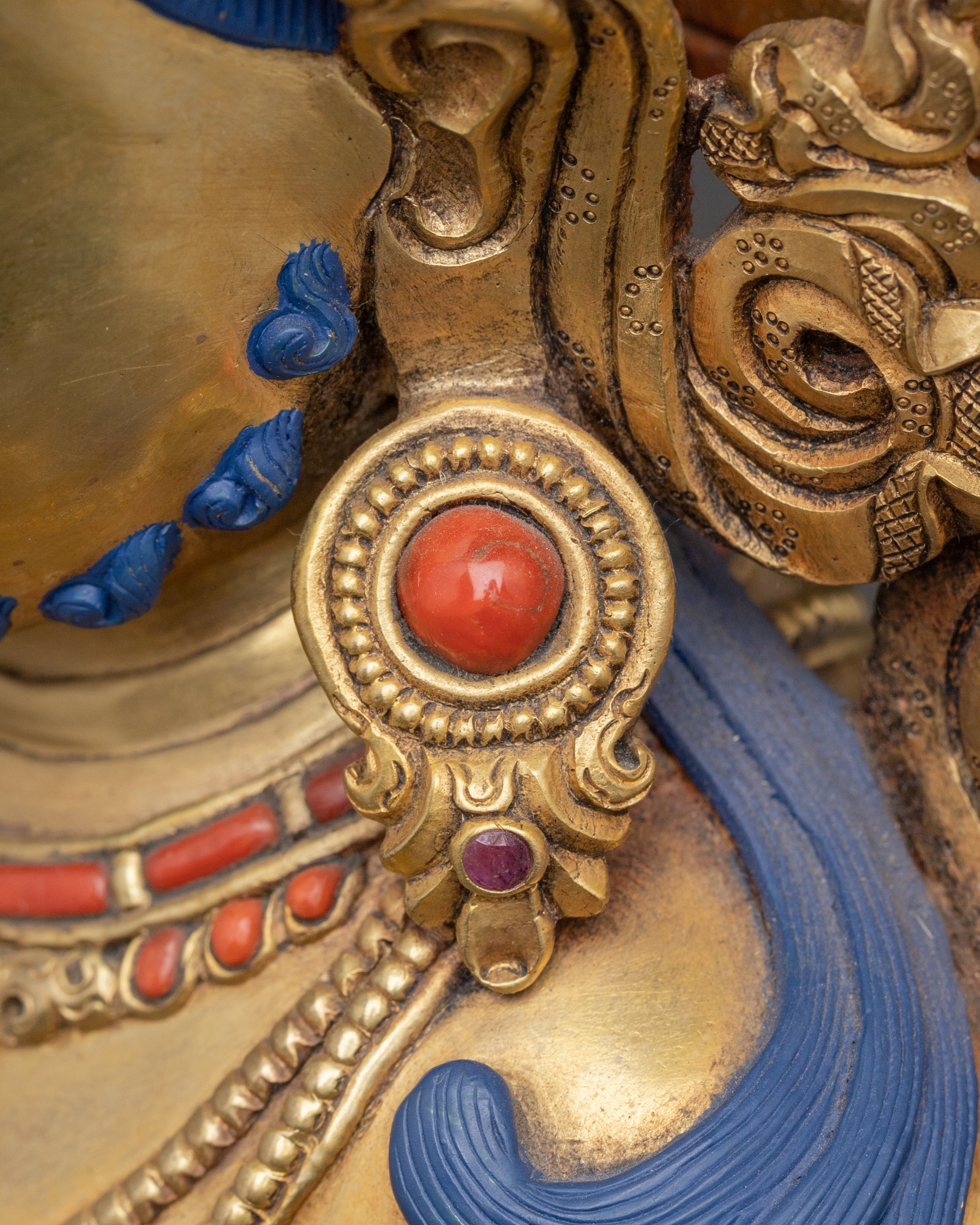 Statue of Dzambhala, Buddhist Wealth Deity | 24K Gold Gilded Wealth God