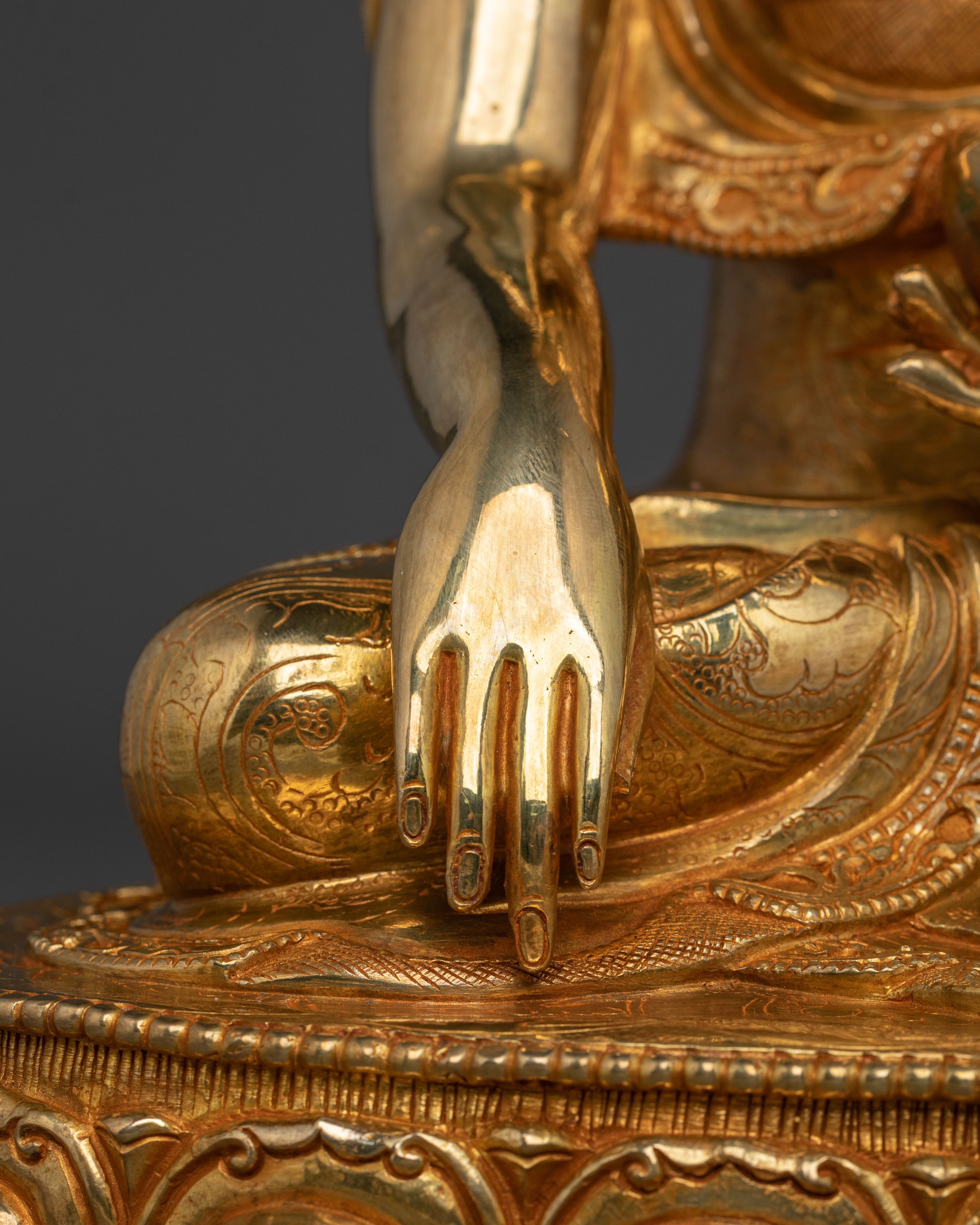 Handcrafted Shakyamuni Buddha Statue | Home Decor