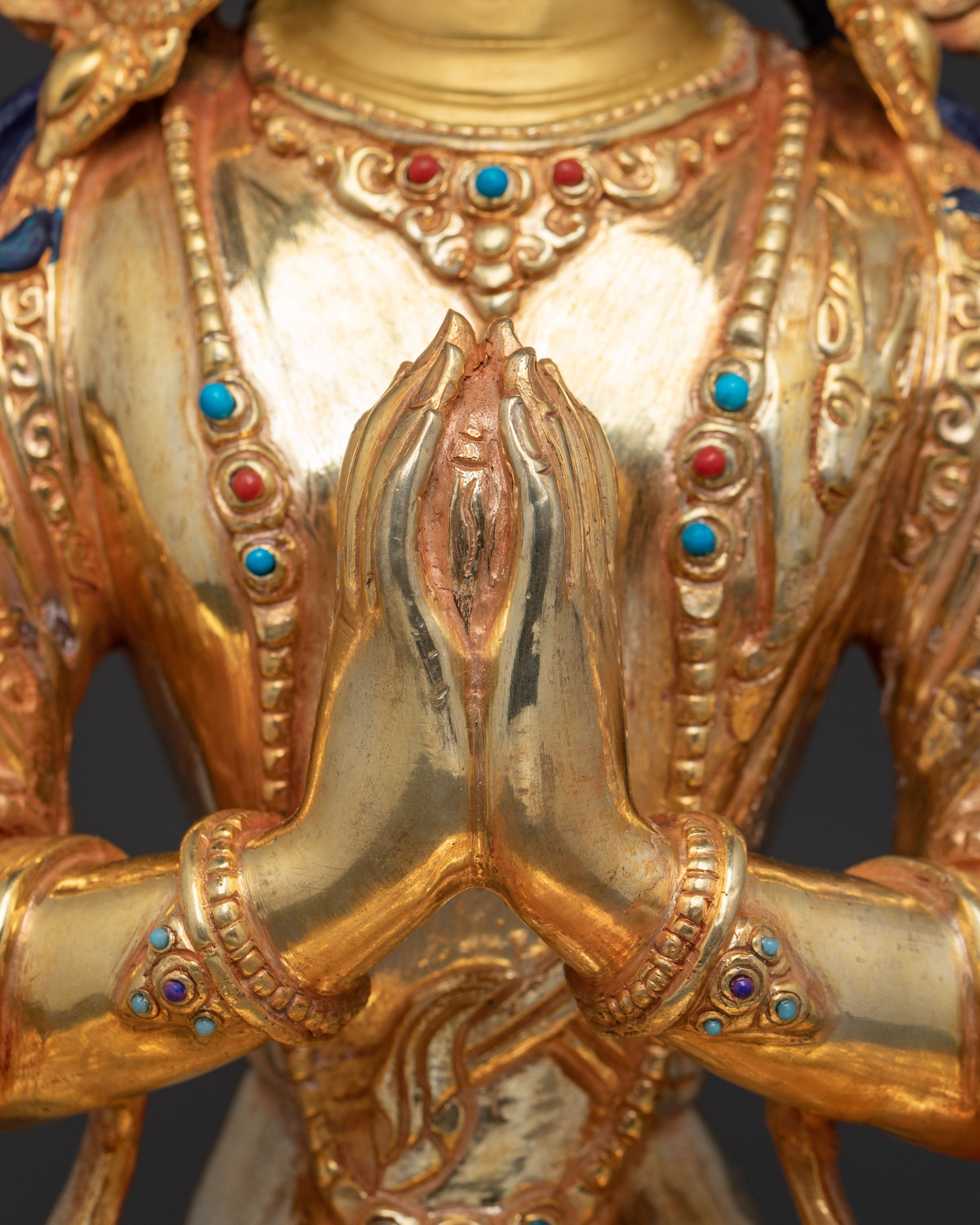 Sacred Chenrezig Bodhisattva Statue – Hand-Gilded Copper Art