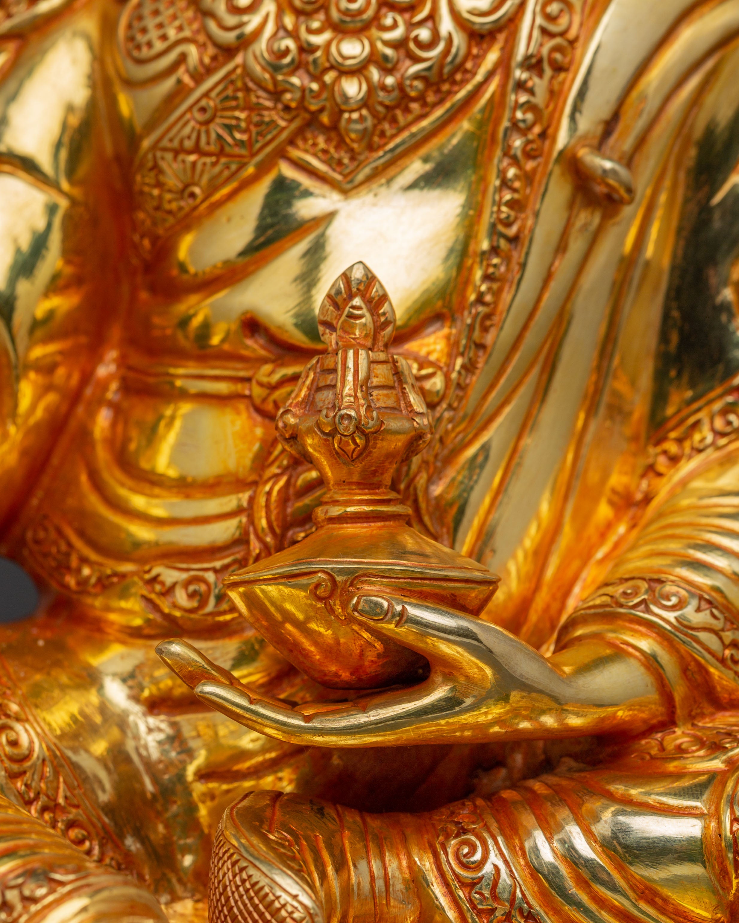 Lotus King Guru Rinpoche Statue – Authentic Nepali Serenity